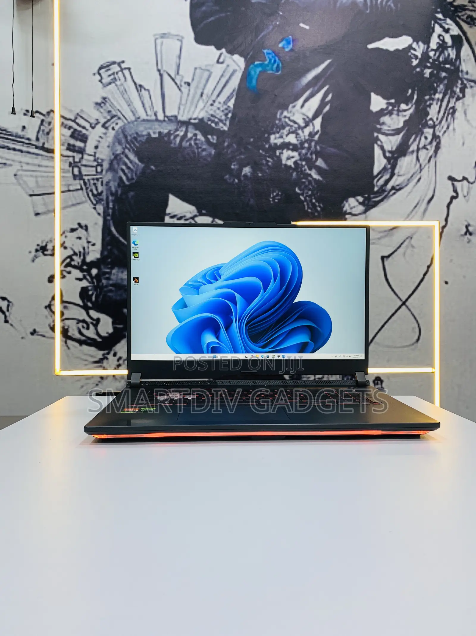 Laptop Asus ROG Strix G17 16GB AMD Ryzen 9 SSD 1T