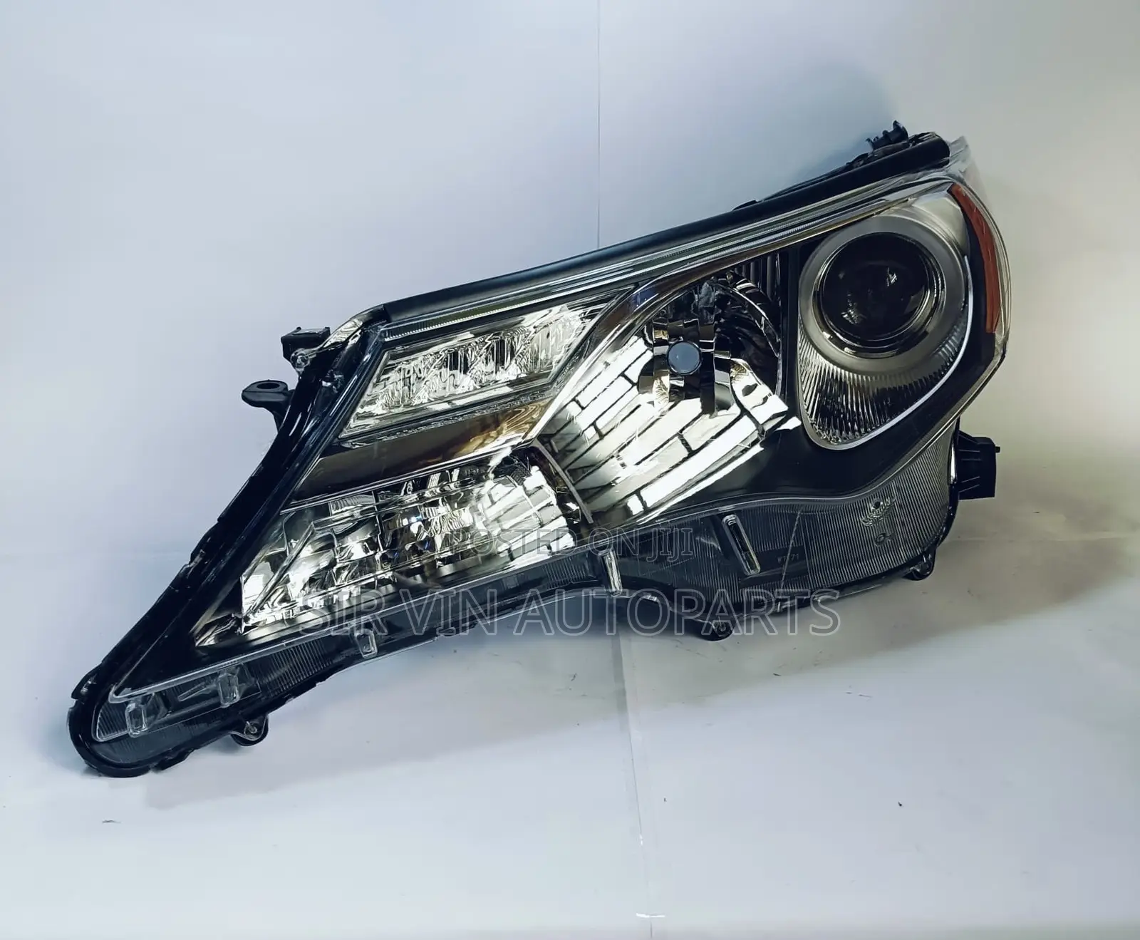 Toyota Rav4 2013/2014 Headlight/Headlamp (Complete Set)