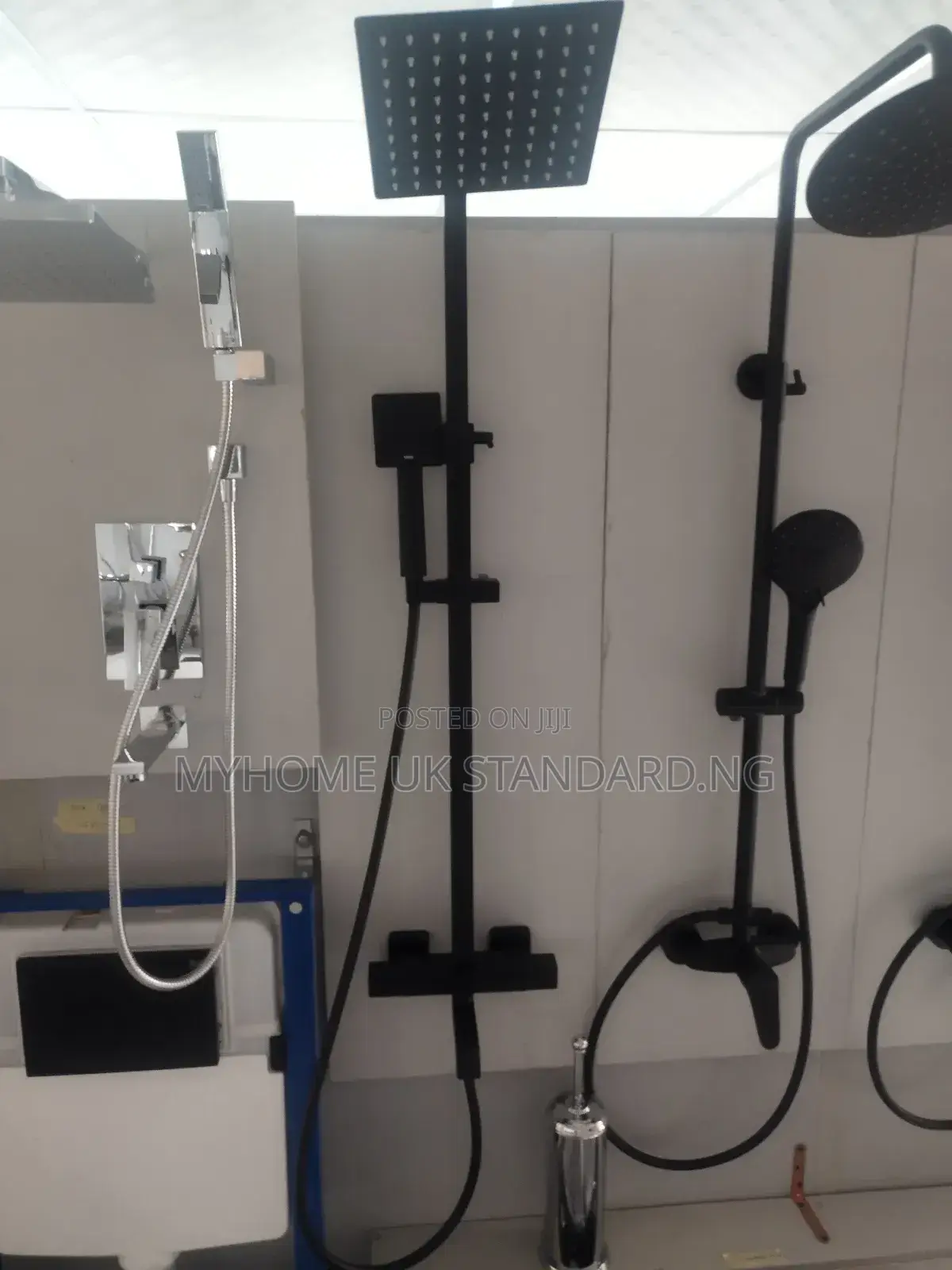 Pure England Quality Standing Shower Set Black and Chrome