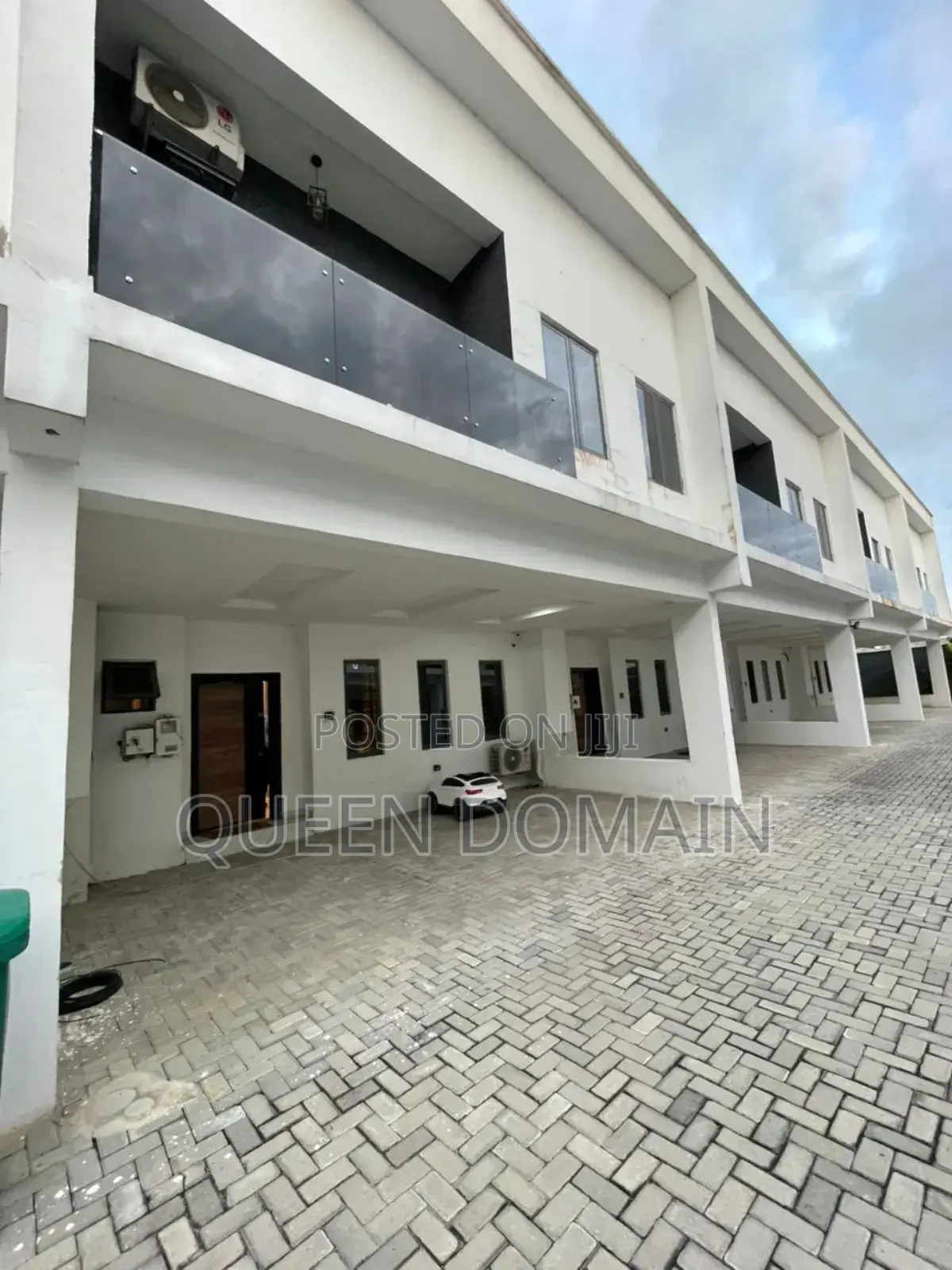 Furnished 4bdrm Duplex in Mobile Road, VGC / Ajah for rent