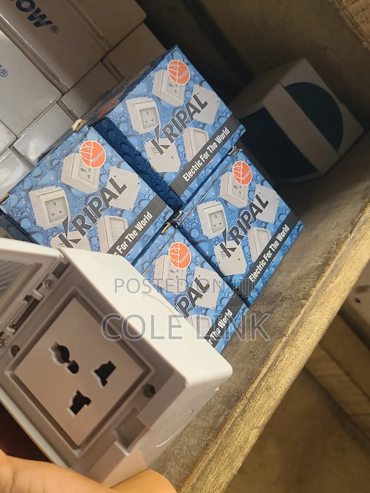 Waterproof 13a Single Socket With Bolx P.V.C Outdoor