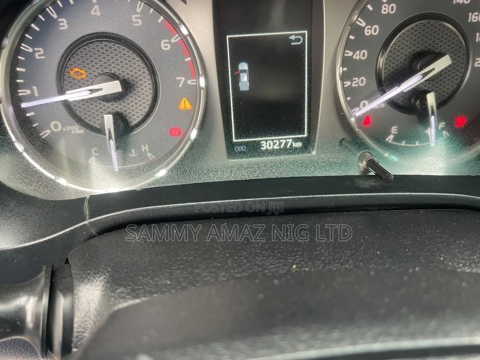 Toyota Hilux 2023 White