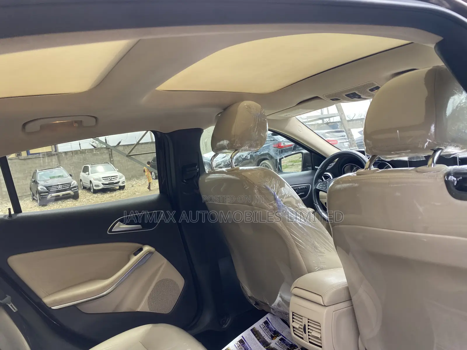 Mercedes-Benz GLA 250 2017 Brown