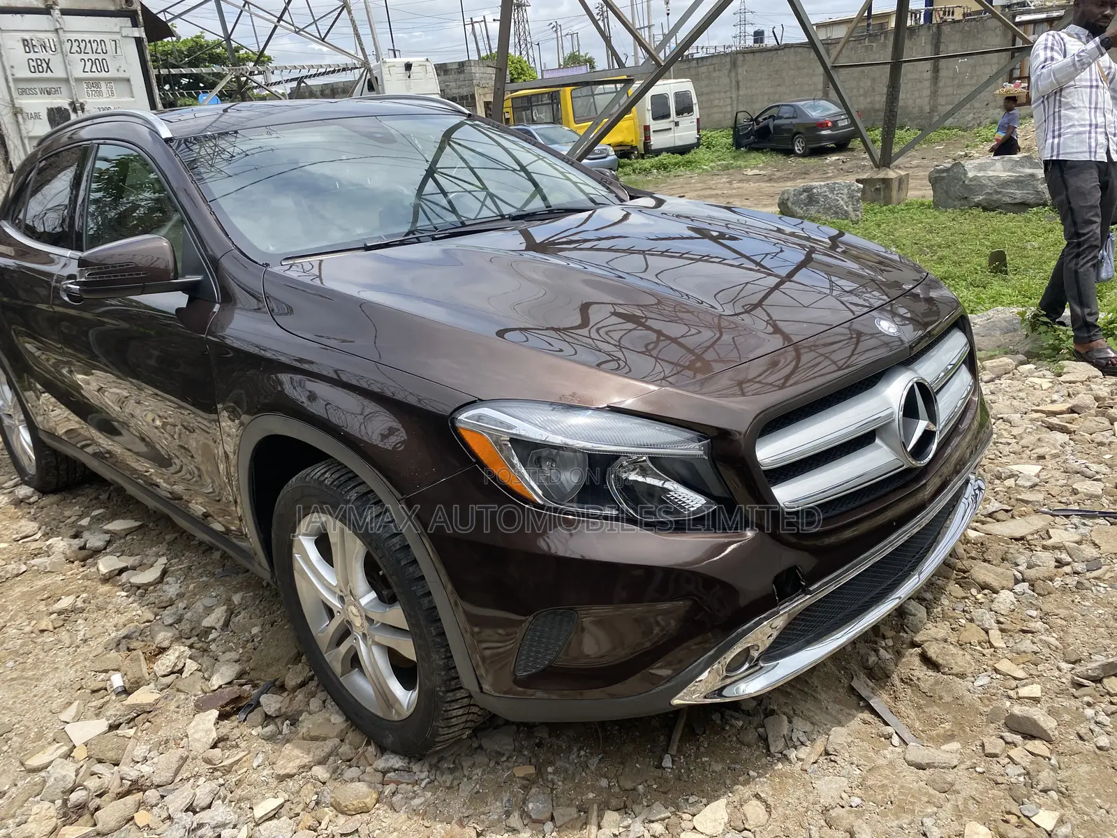 Mercedes-Benz GLA 250 2017 Brown