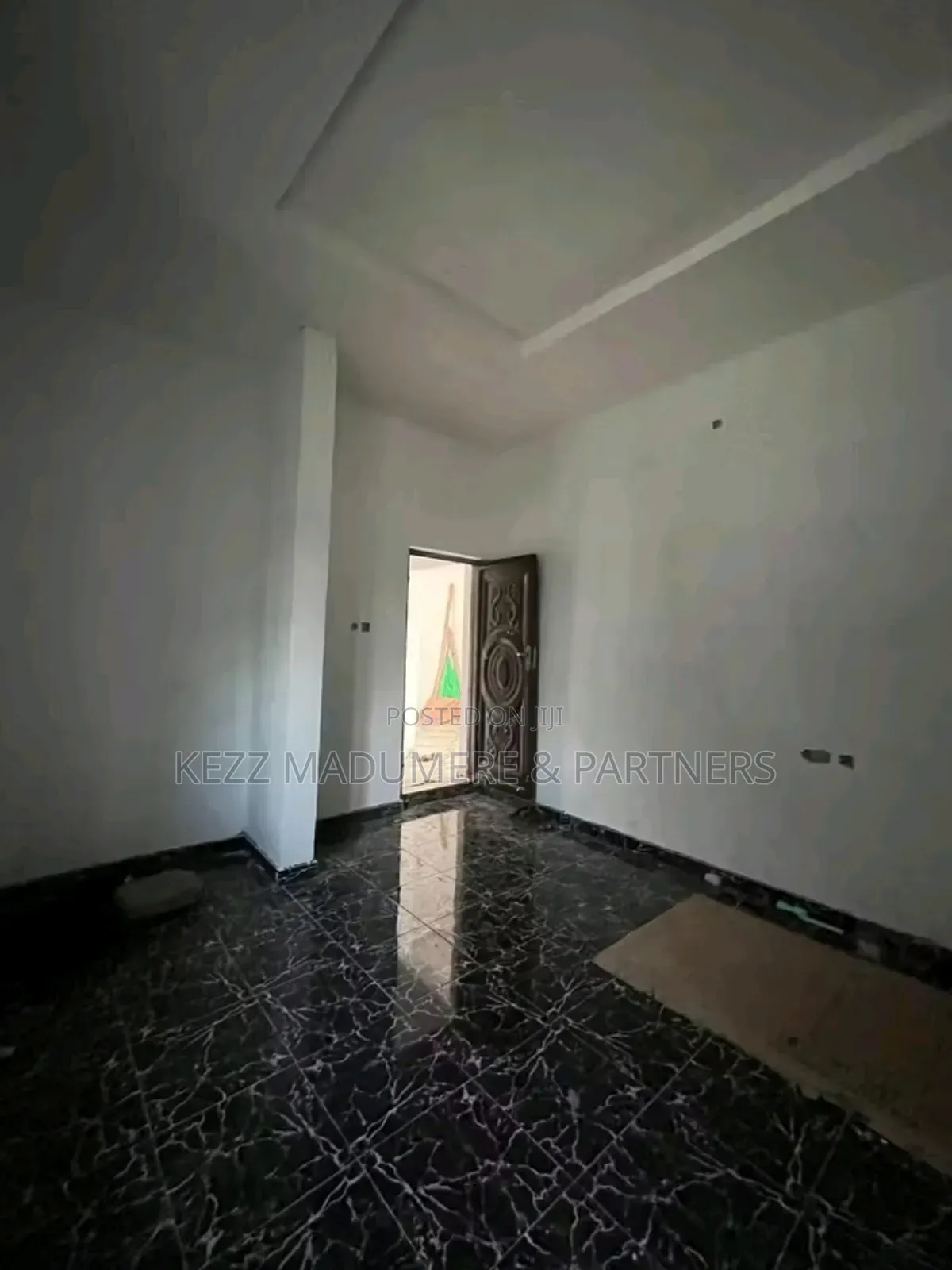 4bdrm Bungalow in Near Boundary, Aluu, for sale