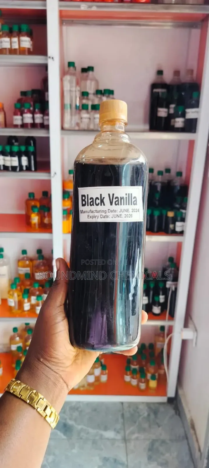 Black Vanilla Flavour (1litre)