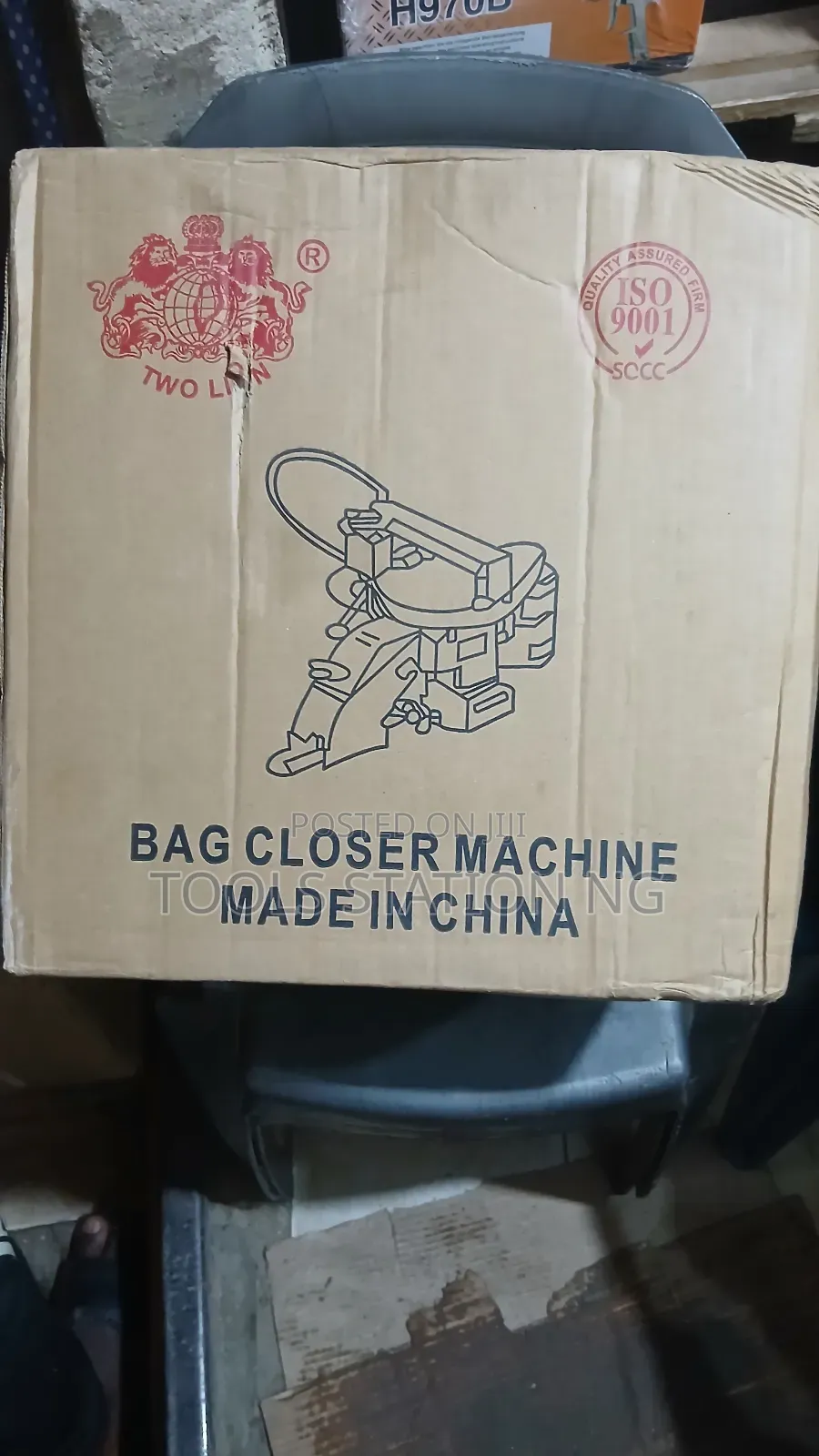 Bag Closer Machine