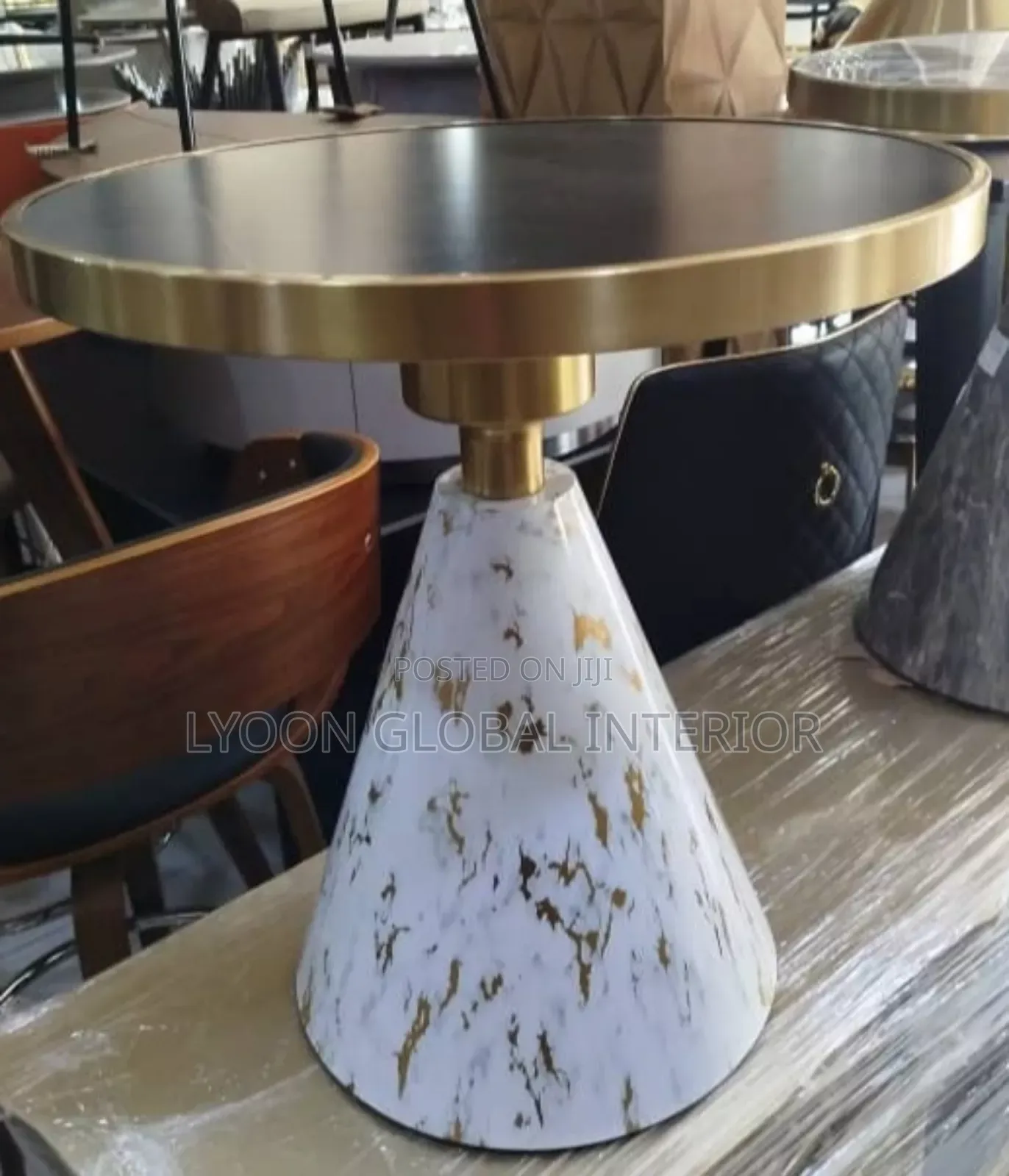 Newly Design Quality Round Table