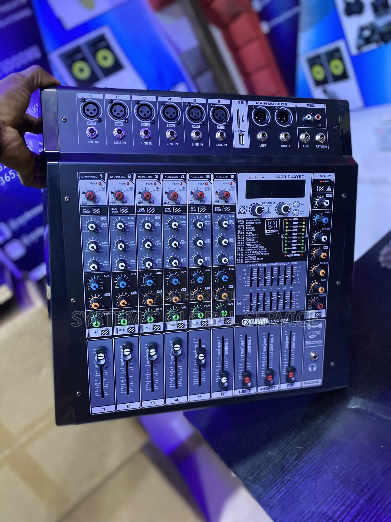 Yamaha PMX-608d Powered Mixer