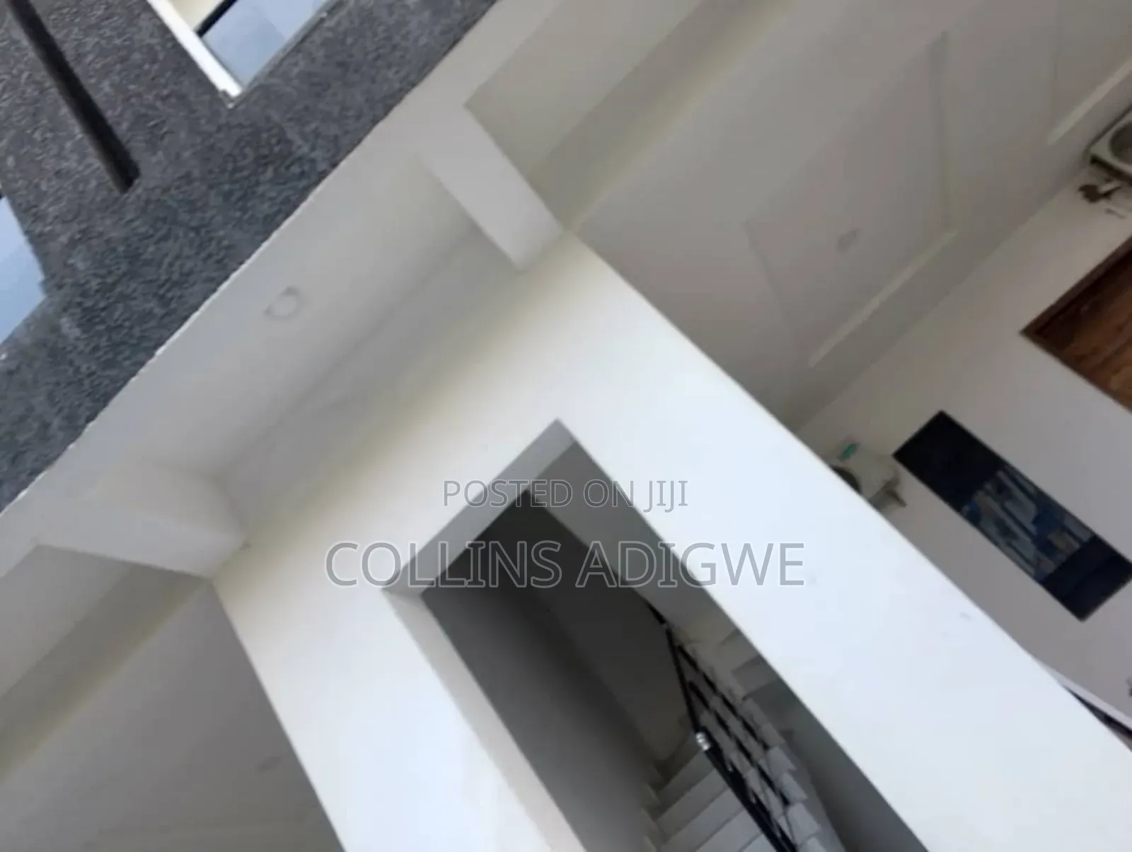 1bdrm Apartment in Orchid Road, Chevron for sale