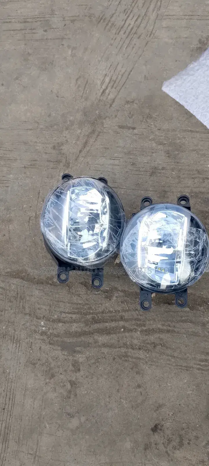 Set Of Universal Fog Lamp With Led Bulb