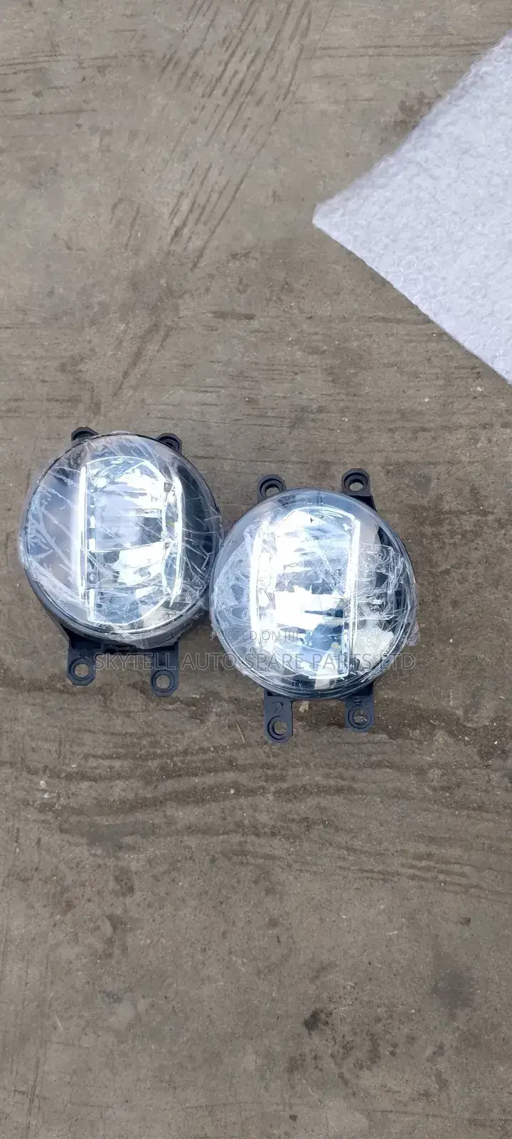 Set Of Universal Fog Lamp With Led Bulb