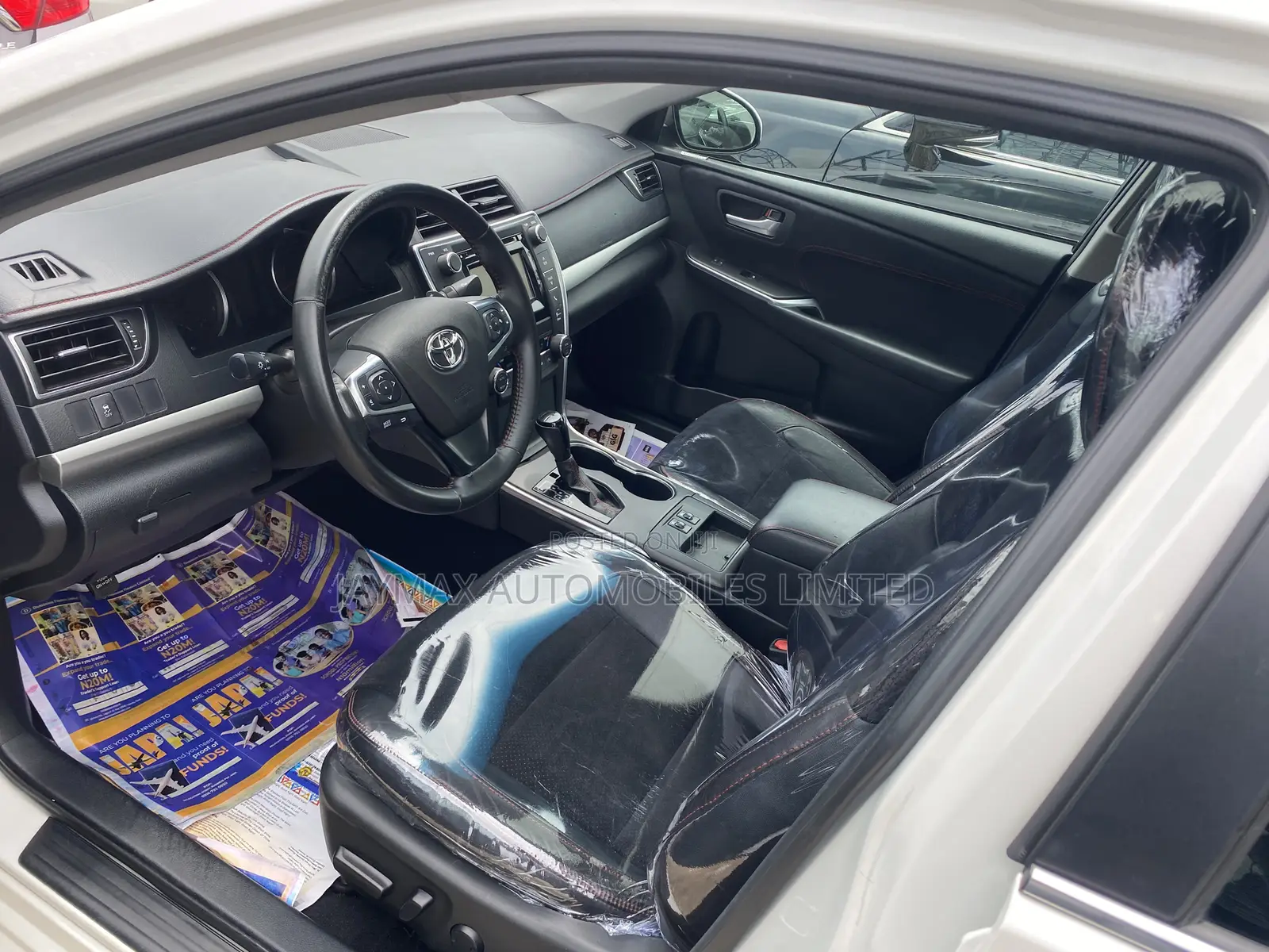 Toyota Camry XSE 4dr Sedan (2.5L 4cyl 6A) 2015 White