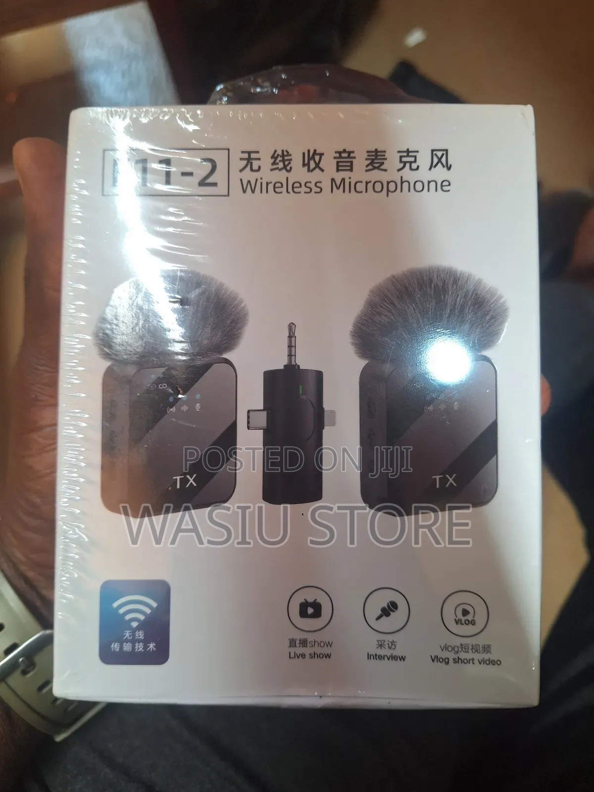 F11-2 Wireless Lavalier Microphone