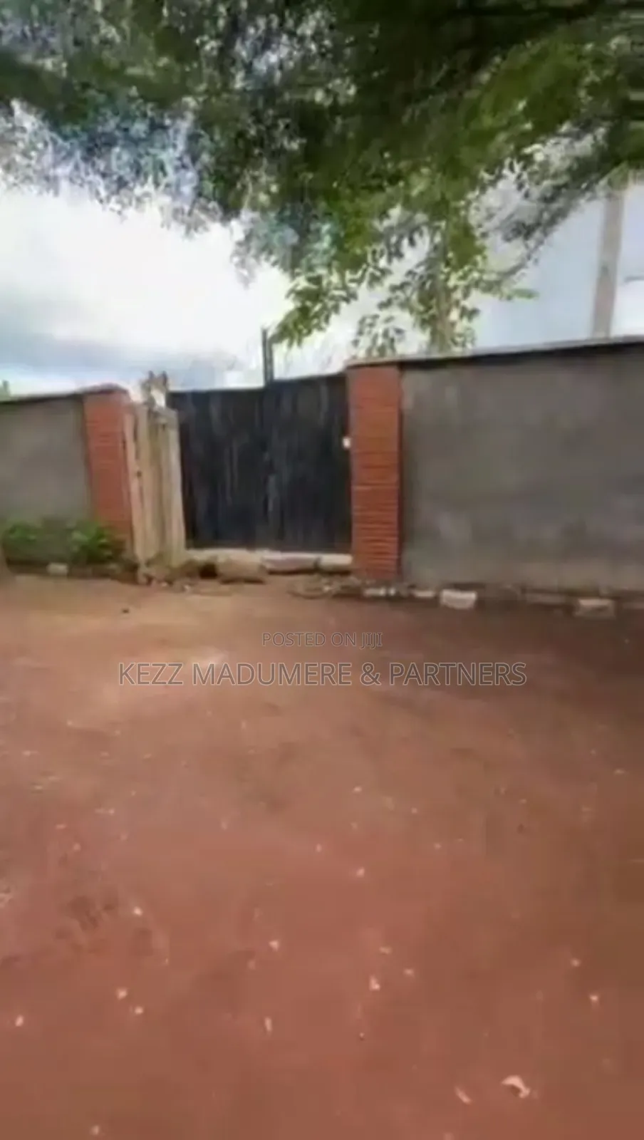 For Sale : 2500 SQMTS at Nike Avenue by Imoke St. Gra, Enugu