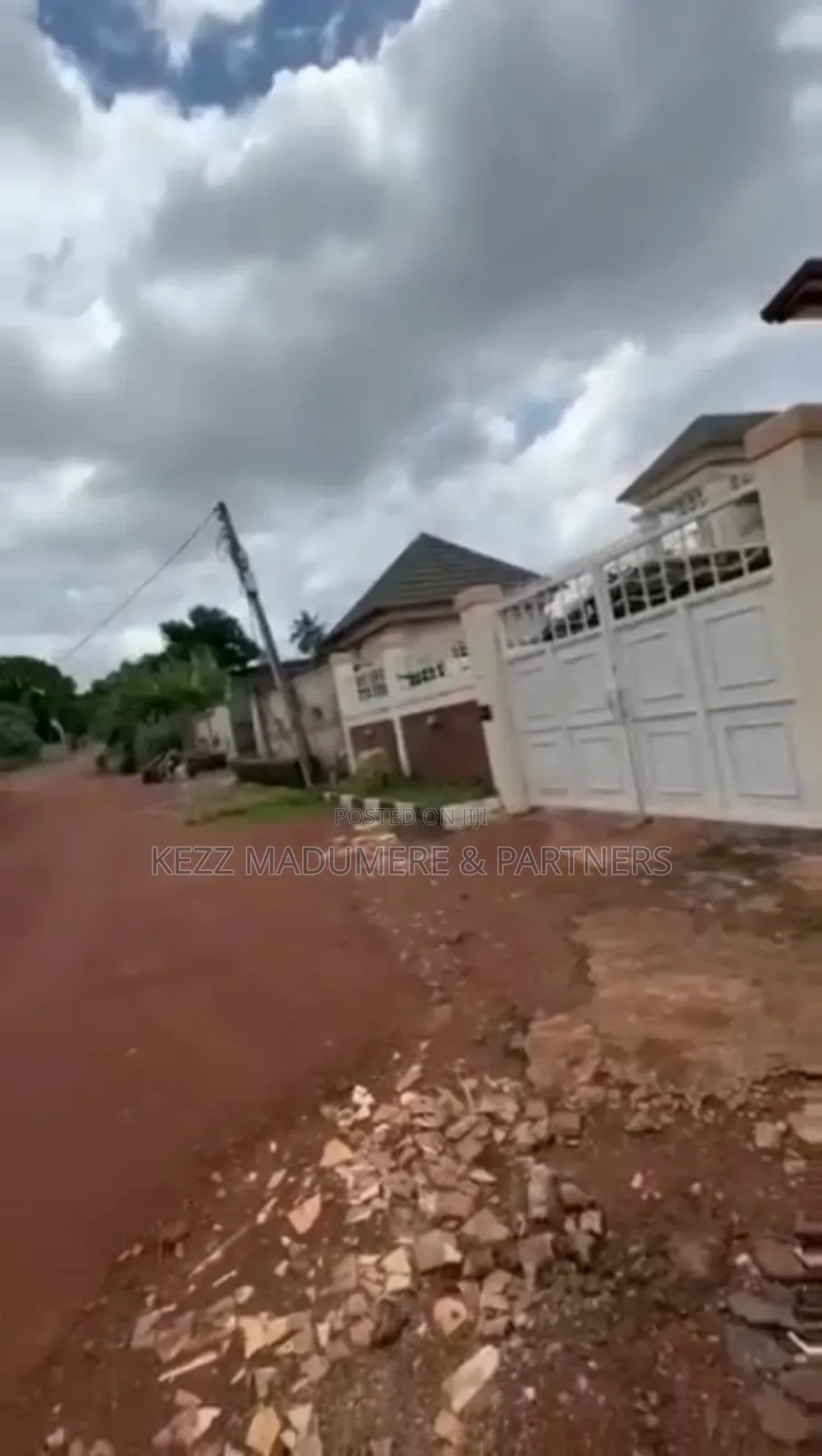 For Sale : 2500 SQMTS at Nike Avenue by Imoke St. Gra, Enugu