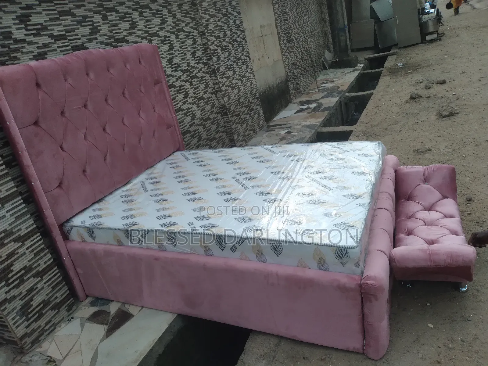 Complete Set of 4.5by6 Quality Bed Frame