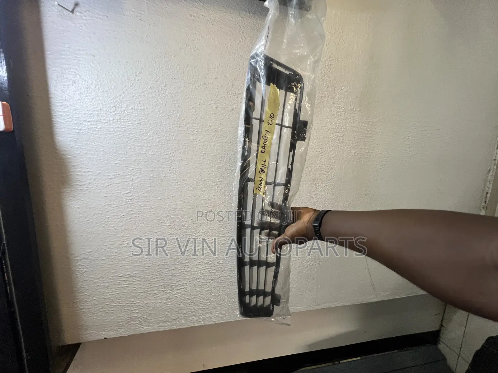 Toyota Camry 2010 Down Grill