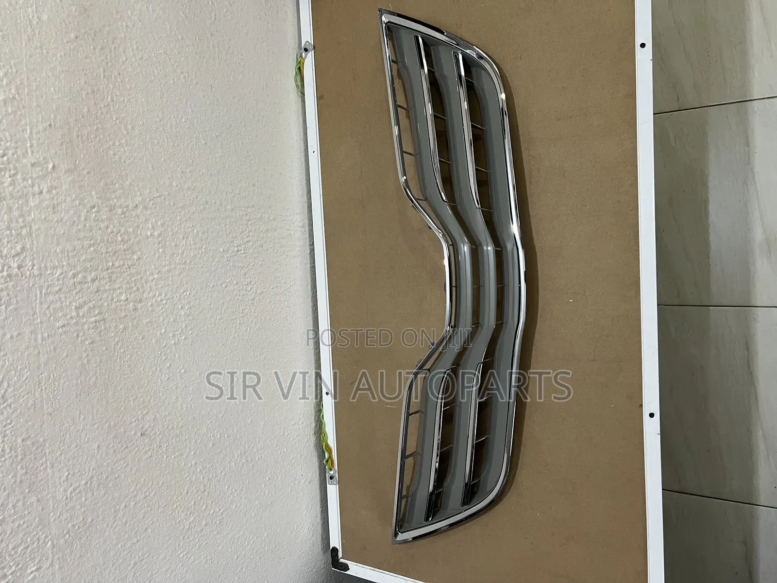 Toyota Venza 2013/ 2014 Front Grill