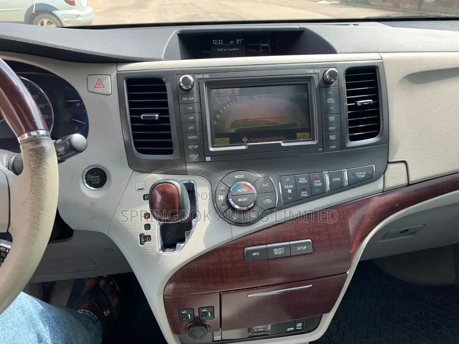 Toyota Sienna Limited 7 Passenger 2011 White