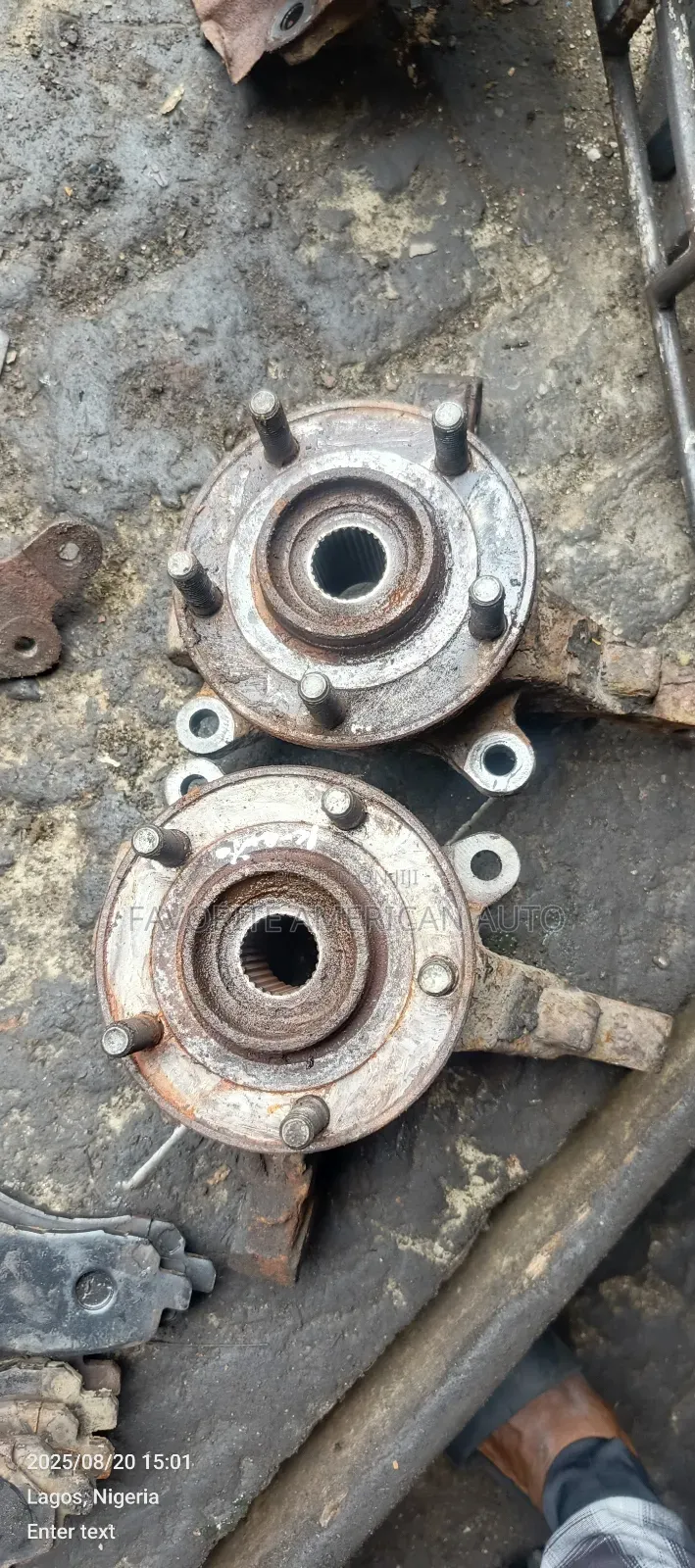 Front Hub Dodge Caliber 2007 Model