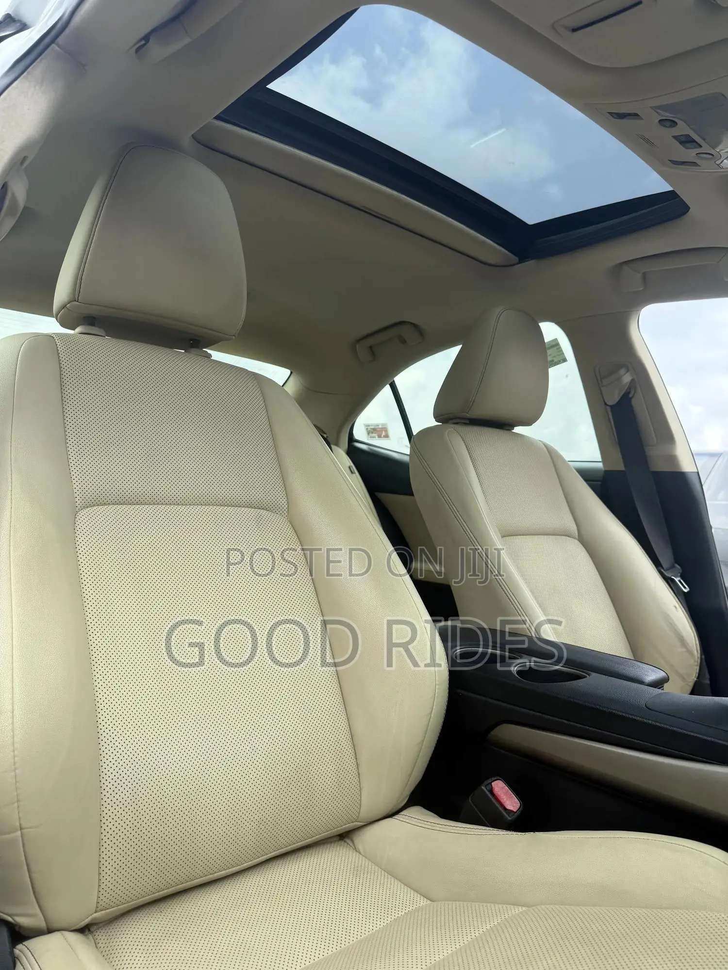 Lexus IS 250 4WD 2015 White