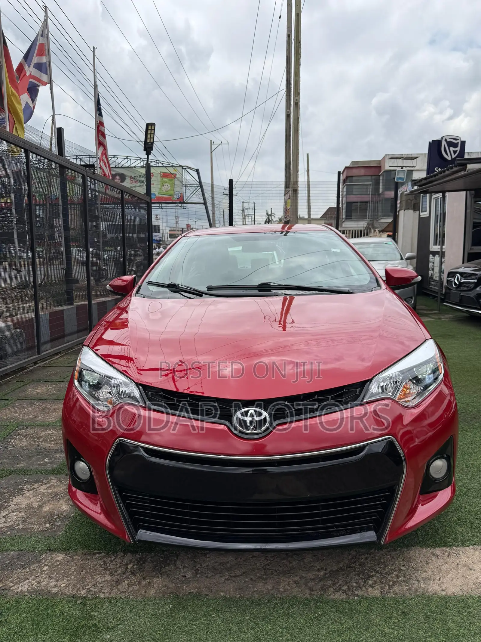 Toyota Corolla S 4dr Sedan (1.8L 4cyl CVT) 2015 Red