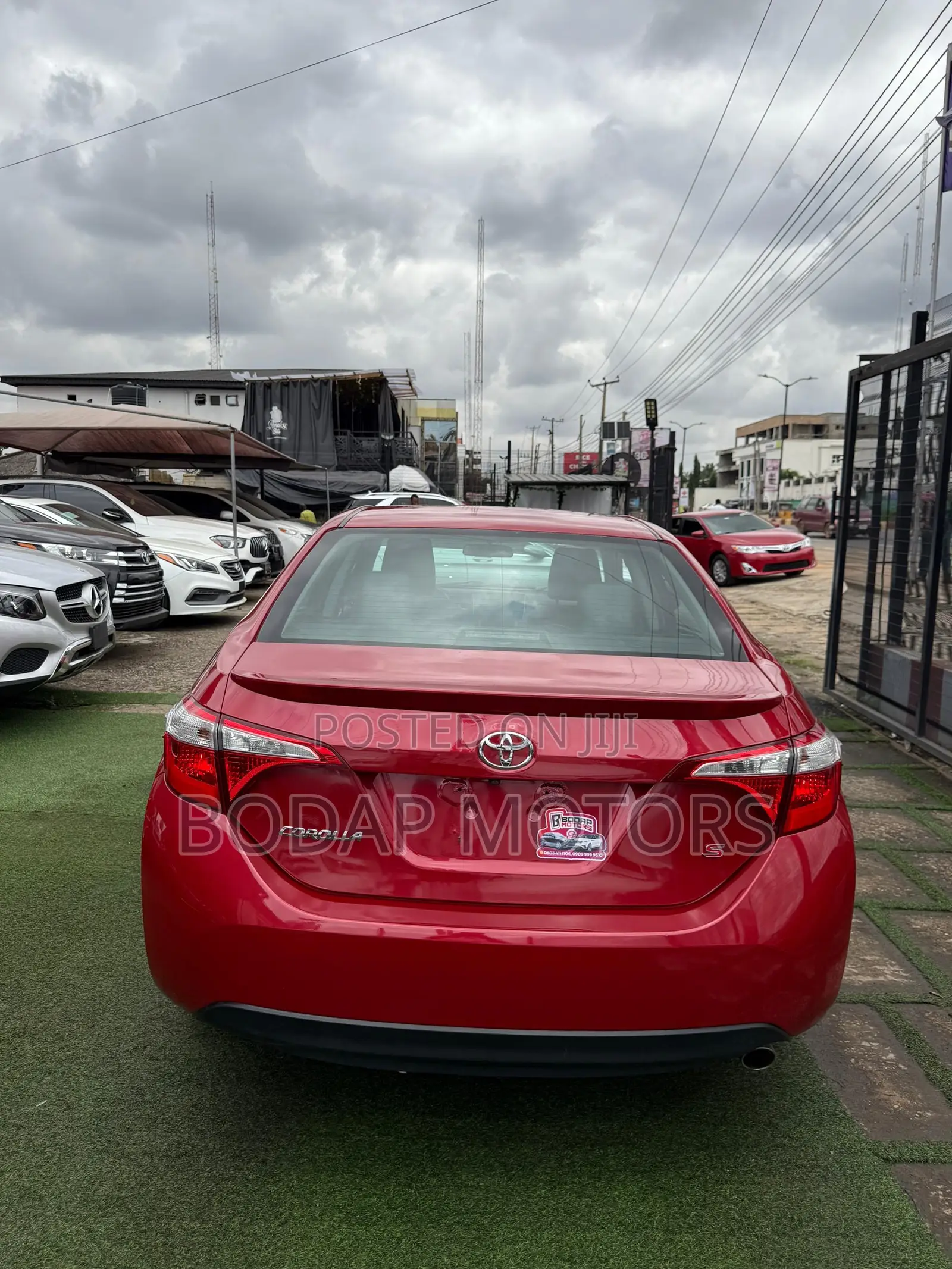 Toyota Corolla S 4dr Sedan (1.8L 4cyl CVT) 2015 Red