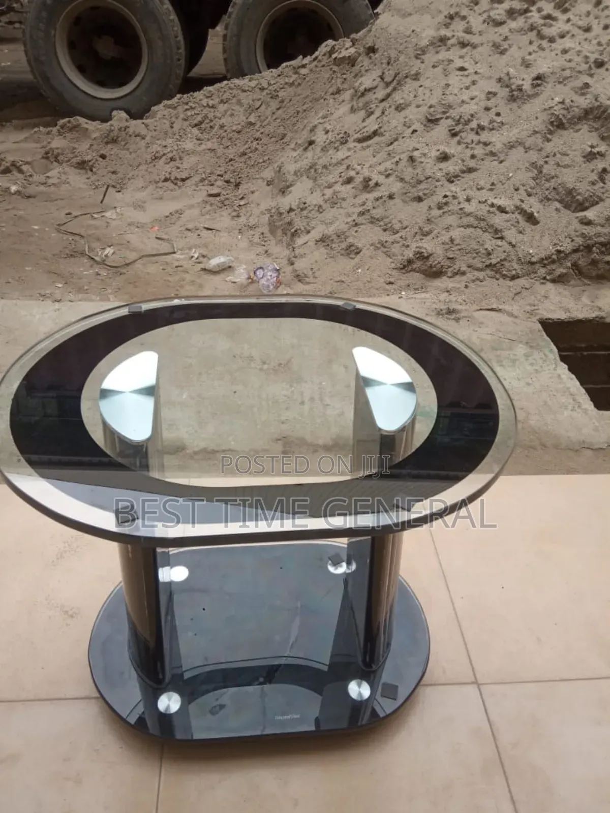 Luxury Single Side Stool Glass Top