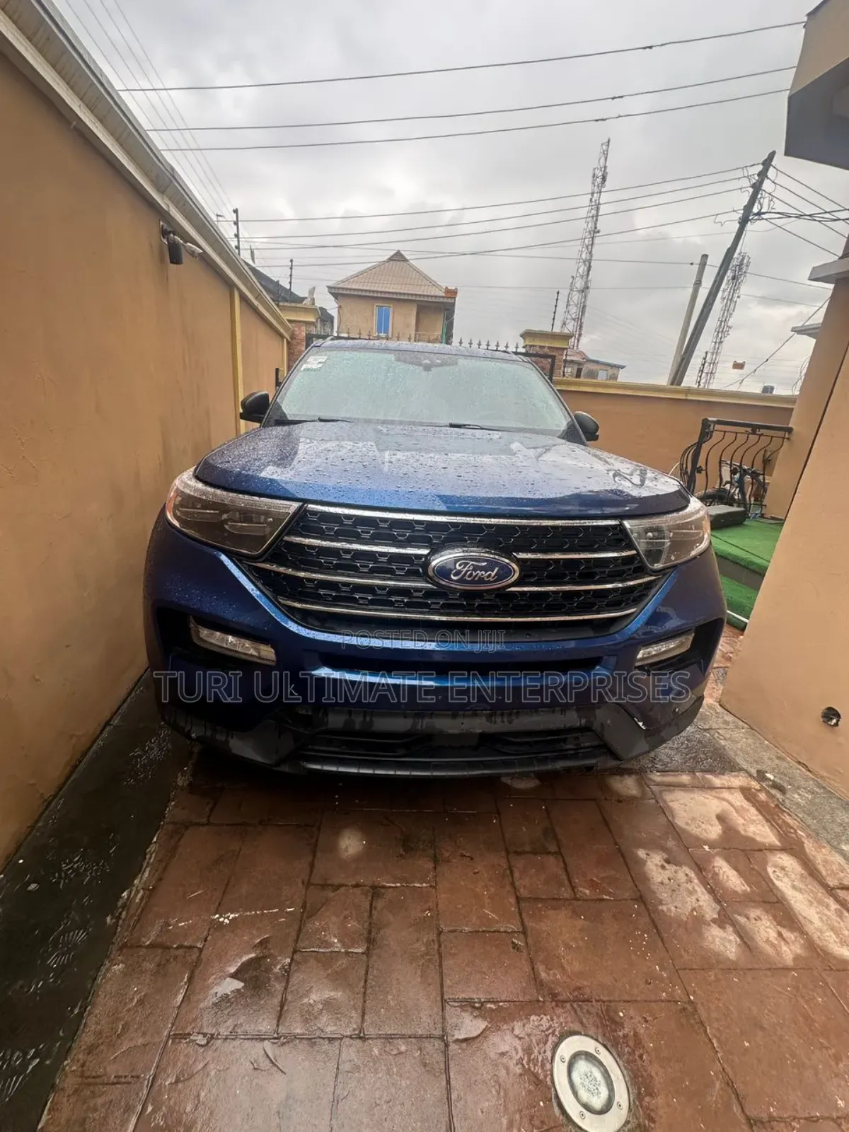 Ford Explorer XLT 2021 Blue