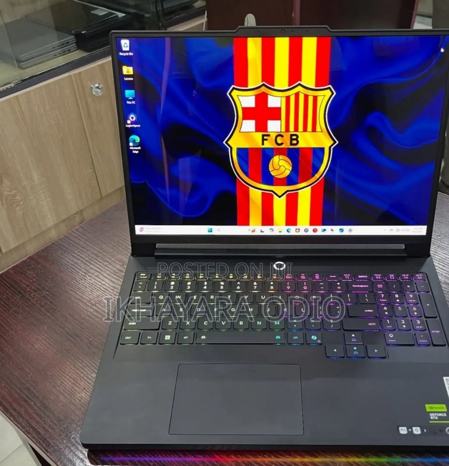 Laptop Lenovo Legion 7 32GB Intel Core Ultra 9 SSD 1T