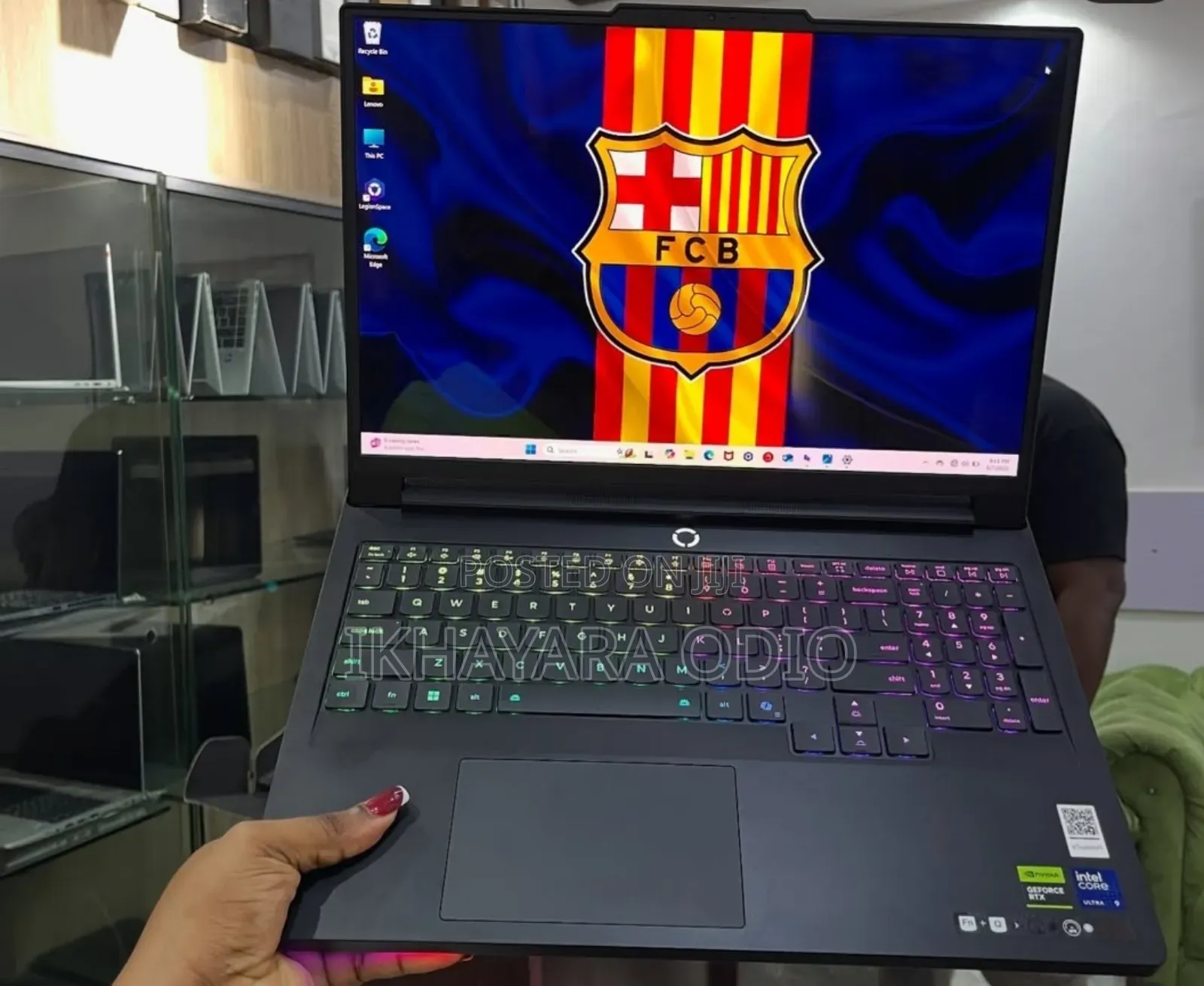 Laptop Lenovo Legion 7 32GB Intel Core Ultra 9 SSD 1T