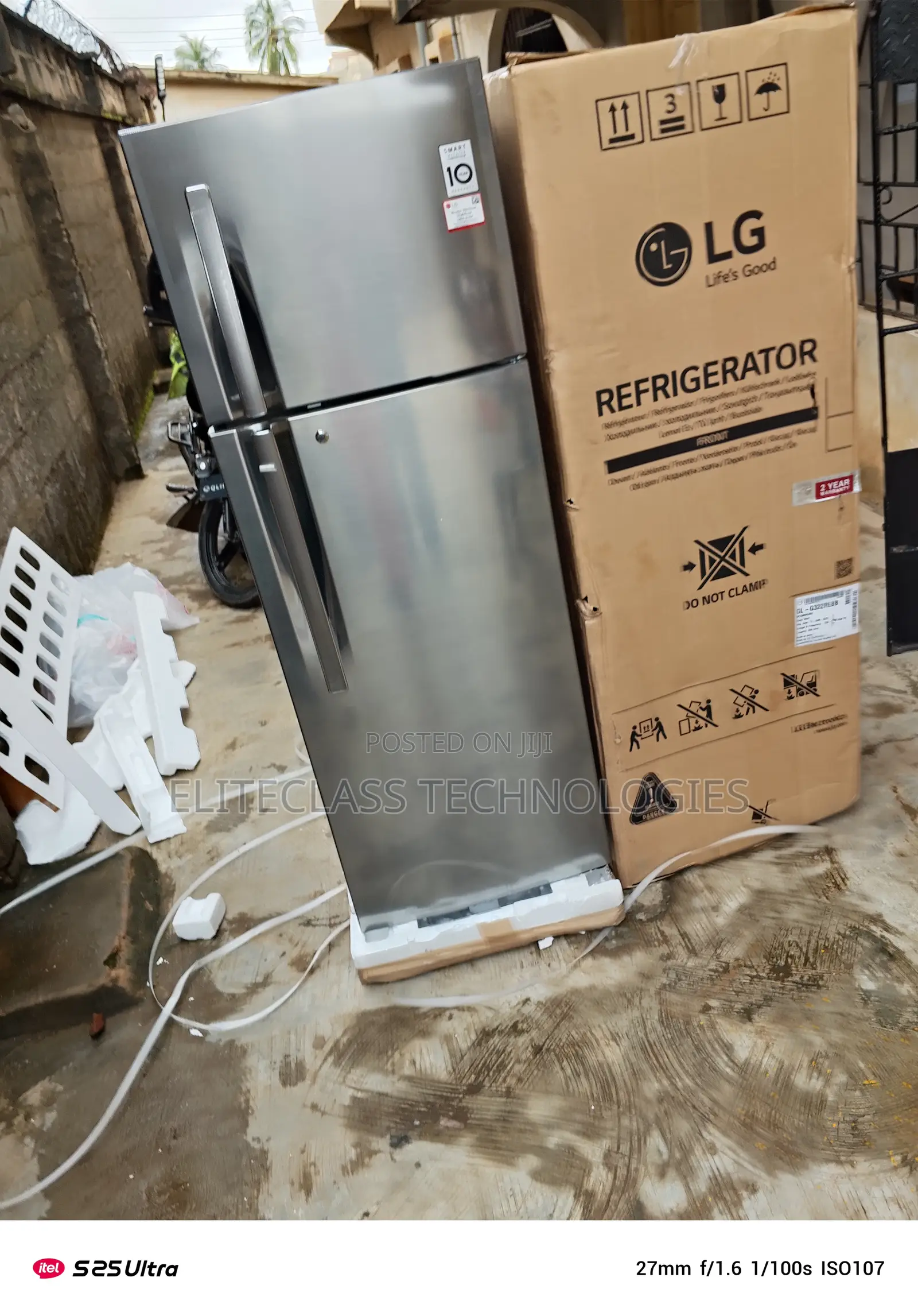 Icevault Lg 308 Liters Double Door Refrigerator(Ref322rlbn)
