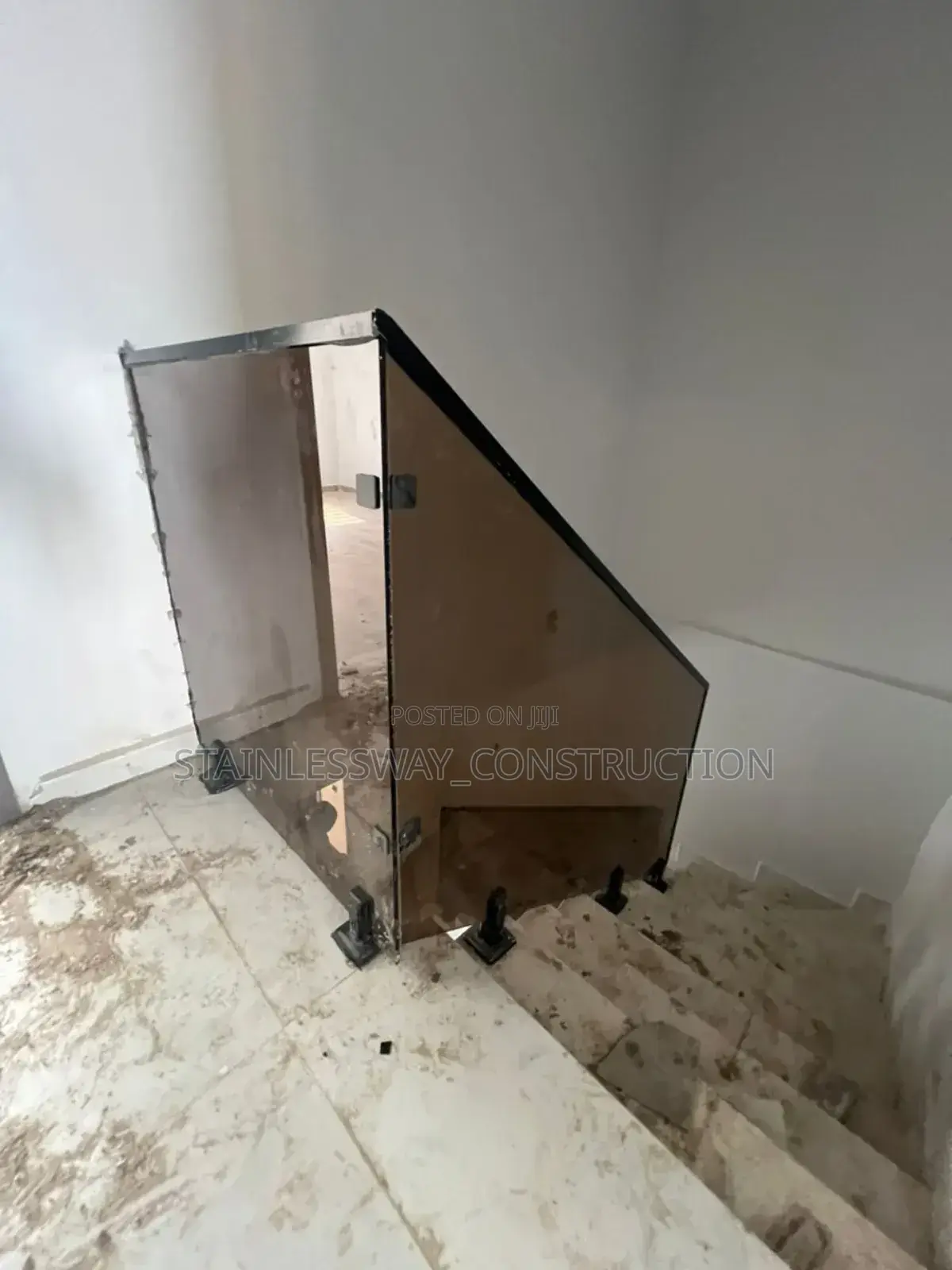 Glass/10mm Tainted Glass