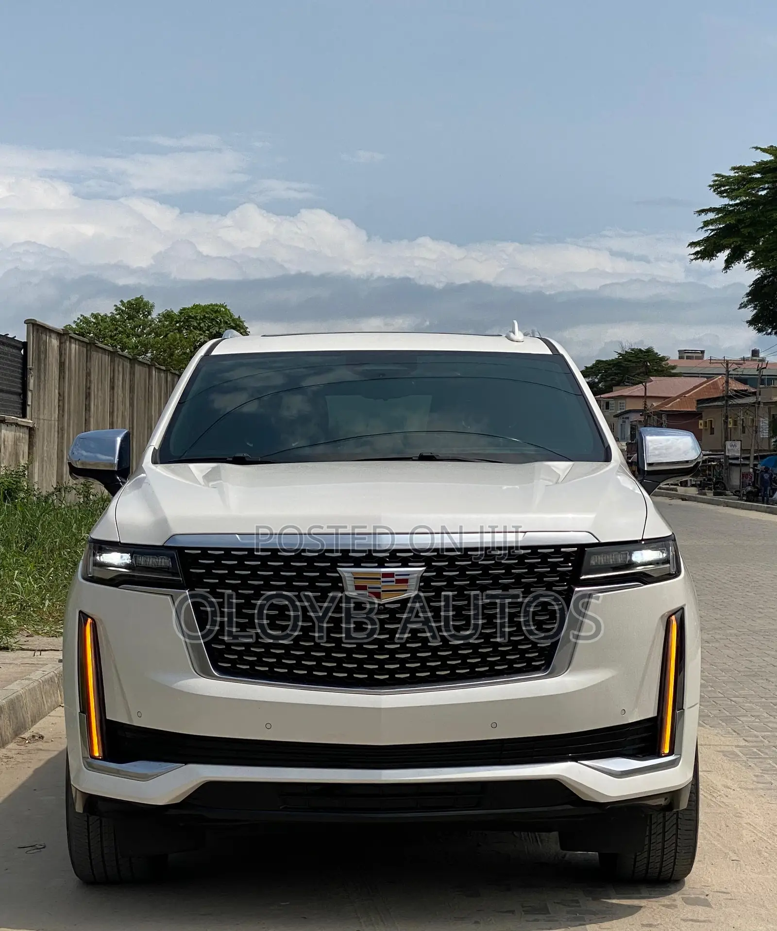 Cadillac Escalade 2022 White