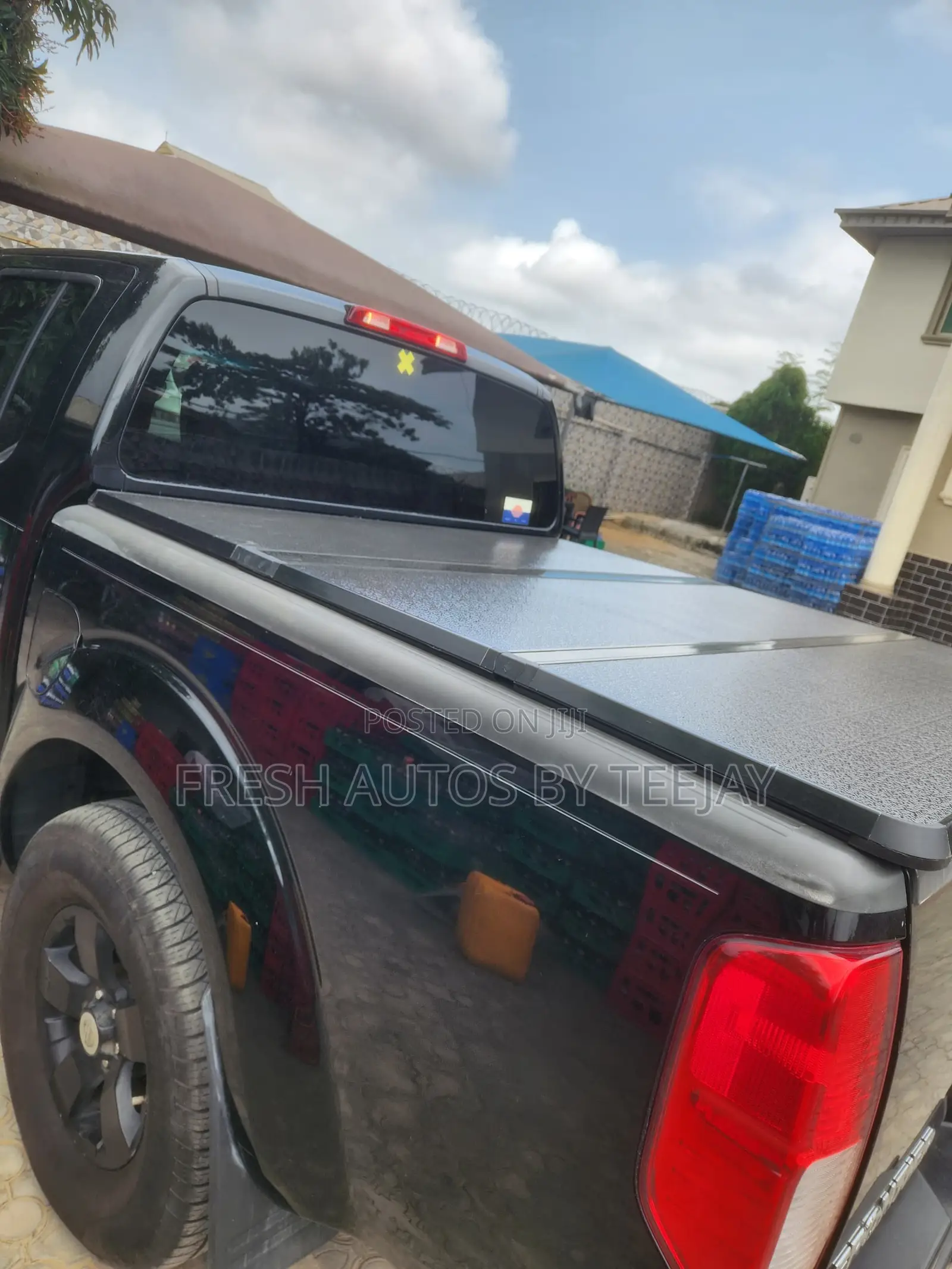 Nissan Frontier Crew Cab SE 4x4 2011 Black