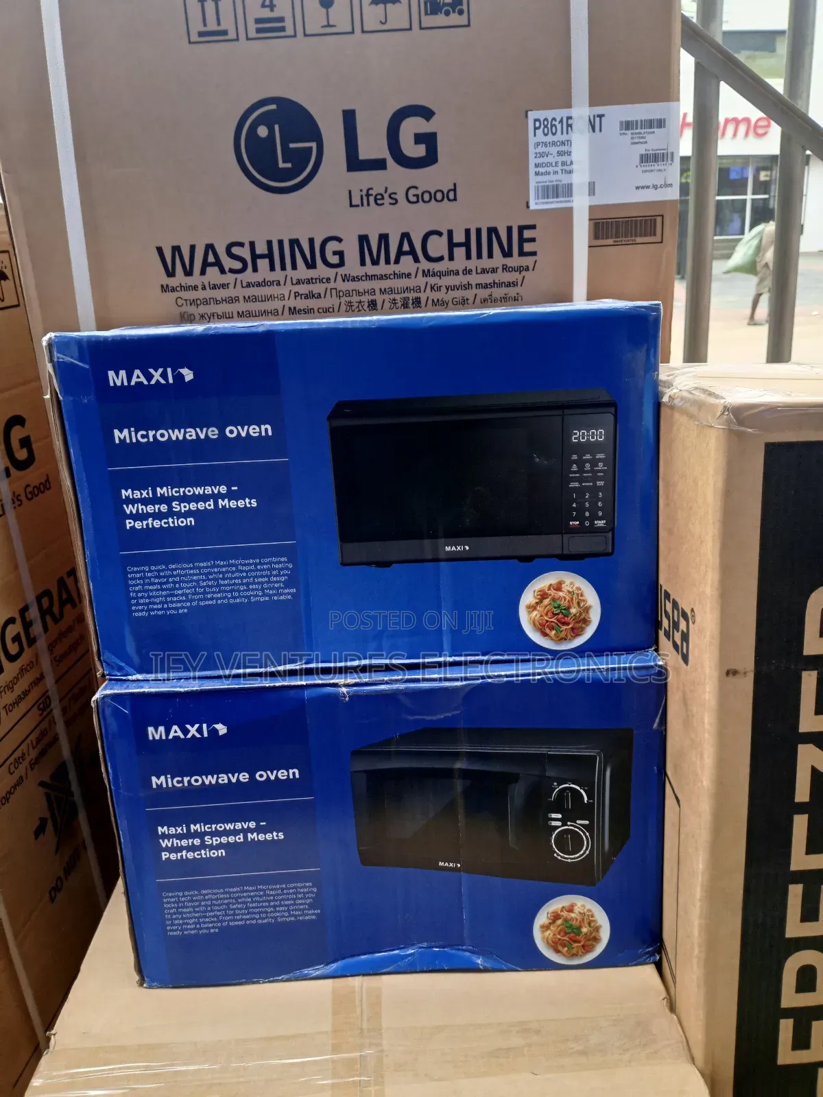 Maxi Microwave, 20 Liters Digital, Black Color