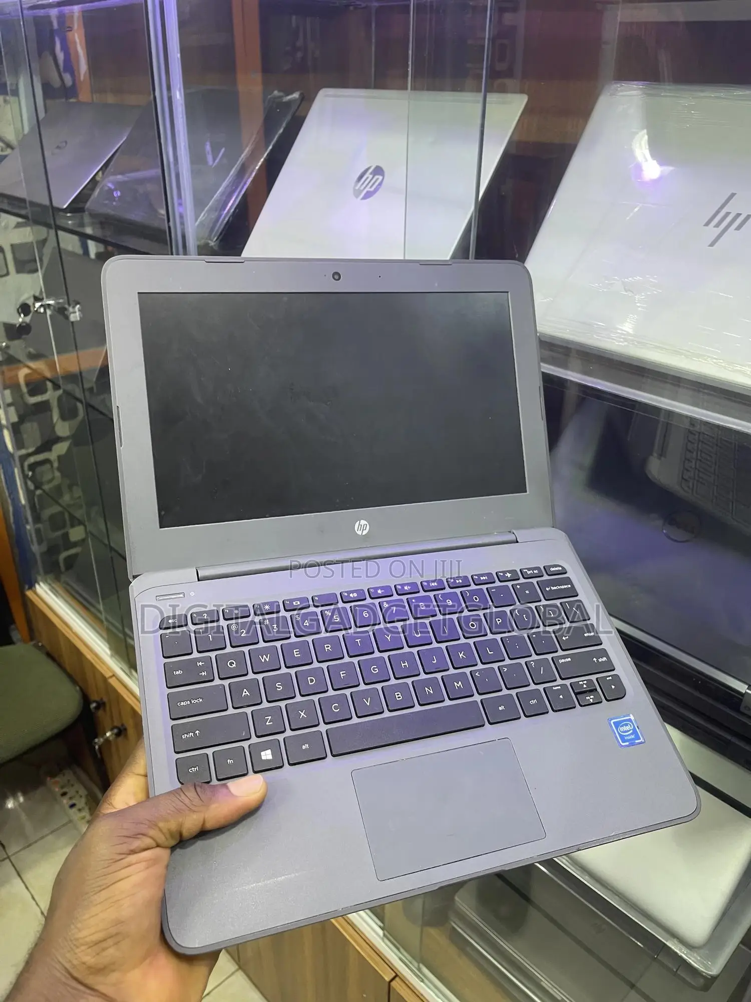 Laptop HP Stream 11 Pro G4 EE 4GB Intel Pentium SSD 60GB