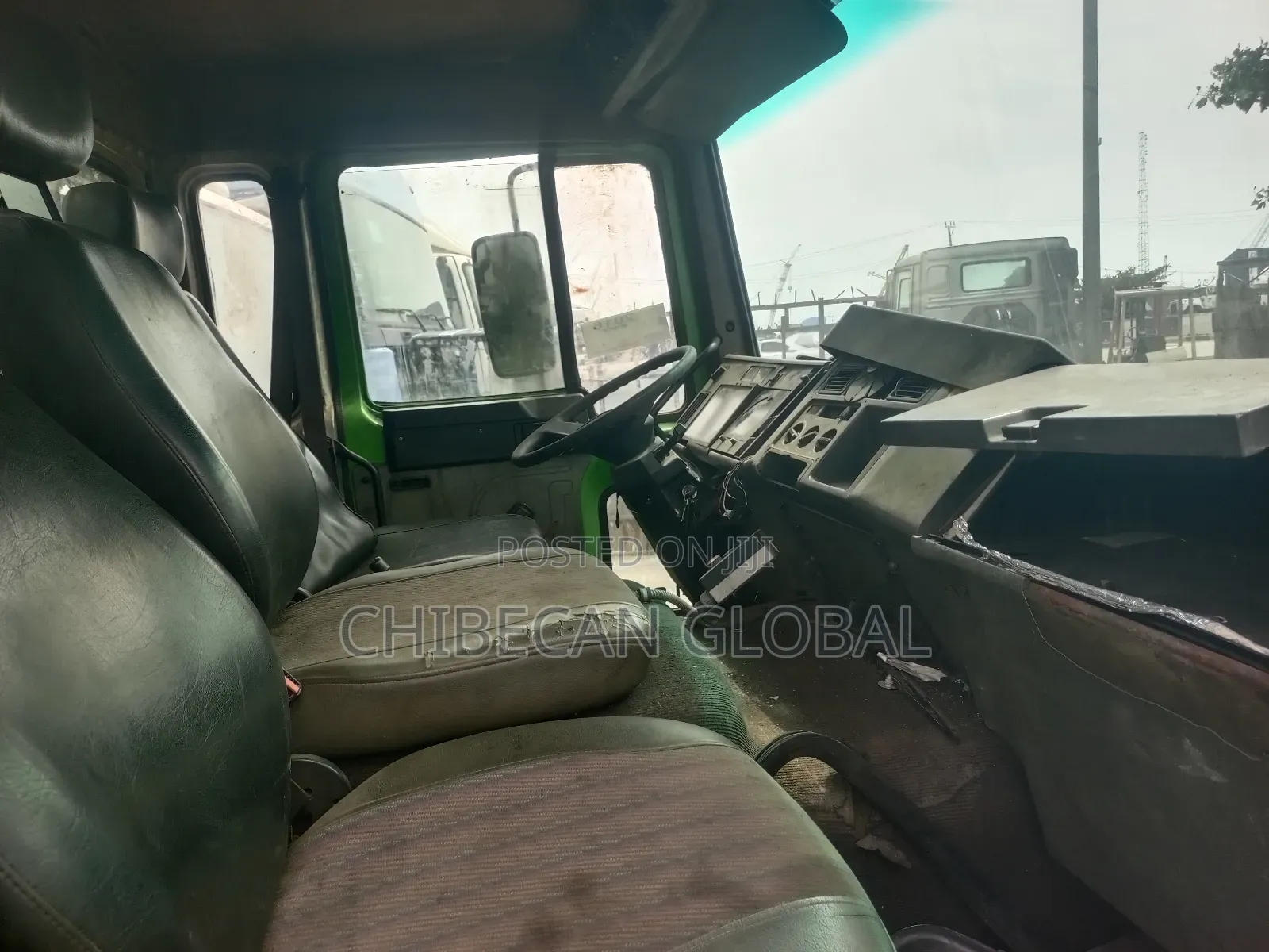Volvo Fl6 Truck 6 Tyres (Cab and Chassis) (Foreign Used)