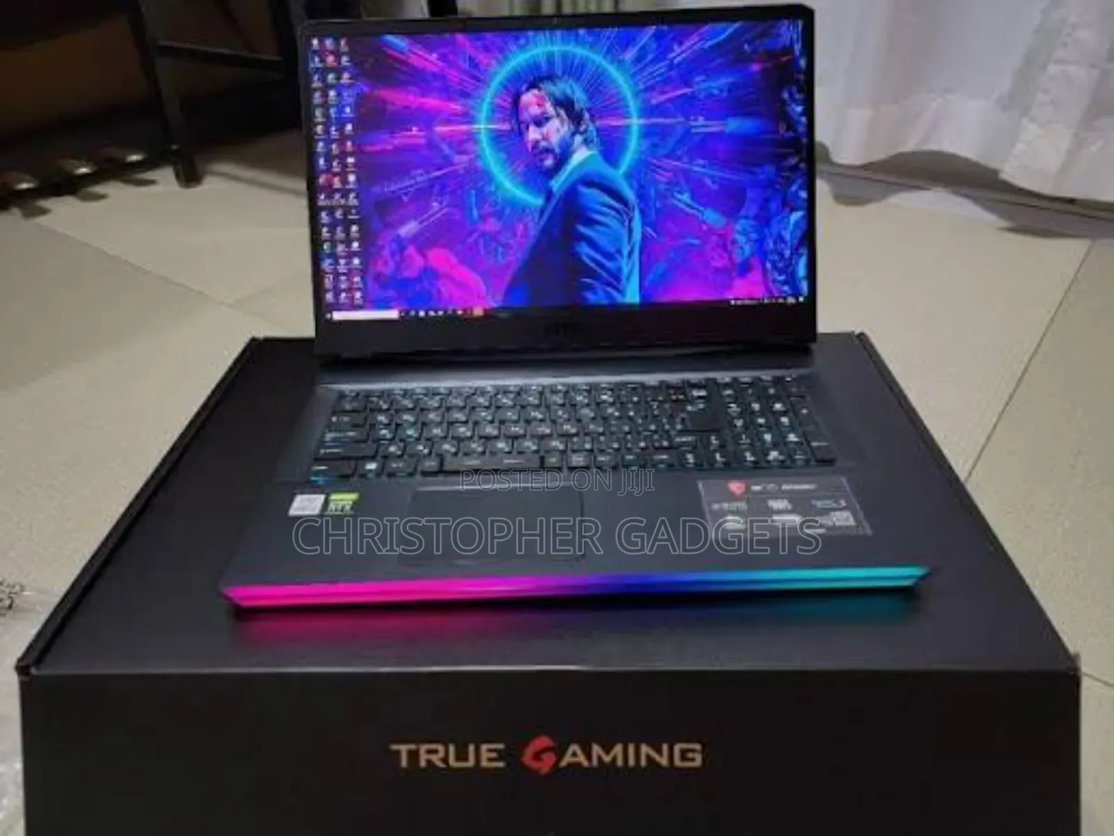 Laptop MSI Raider GE76 12UGS 32GB Intel Core I9 SSD 1T