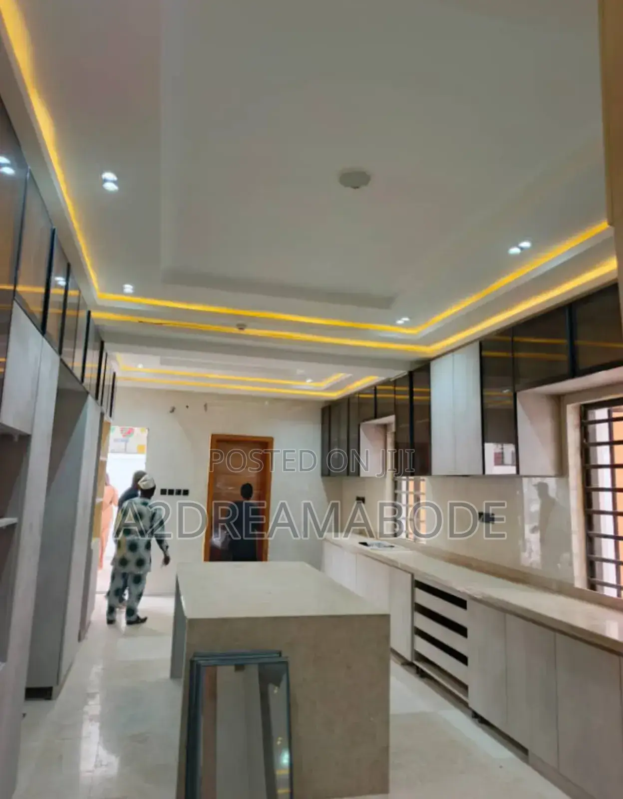 5bdrm Duplex in Ikeja Gra for sale