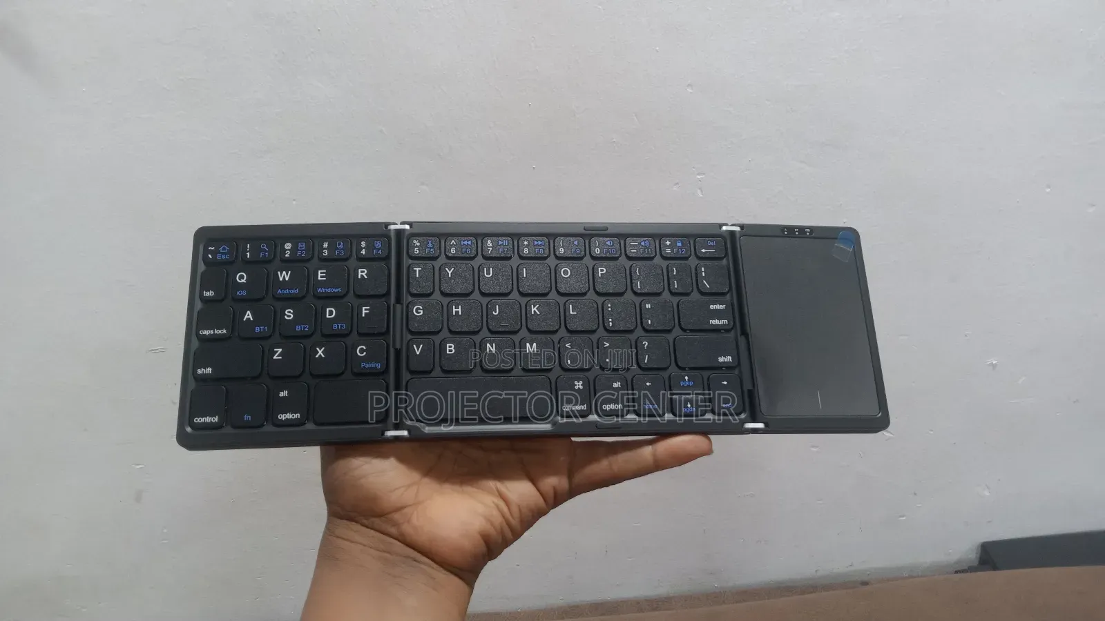 Foldable Keyboard With Touchpad