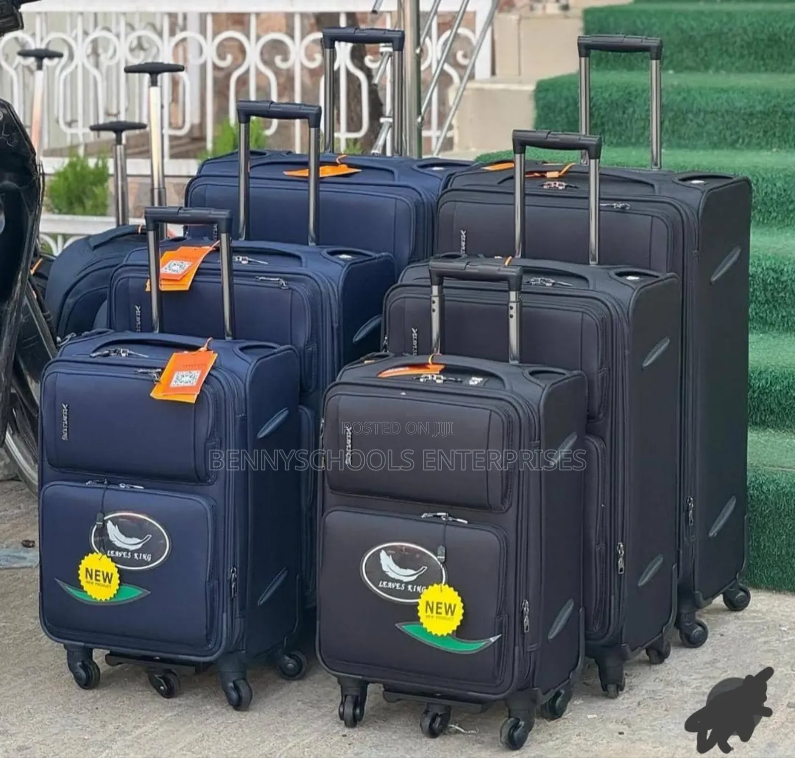 Set of 3 Double Zip Leaves King Luggage Boxes With 5 Wheels