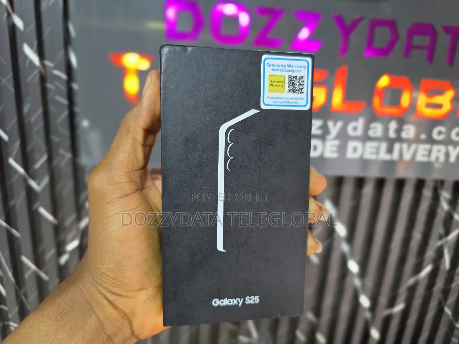 New Samsung Galaxy S25 256 GB