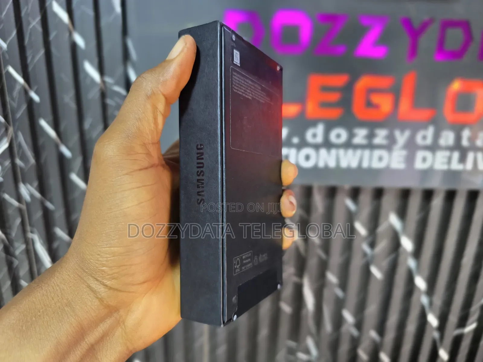 New Samsung Galaxy S25 256 GB