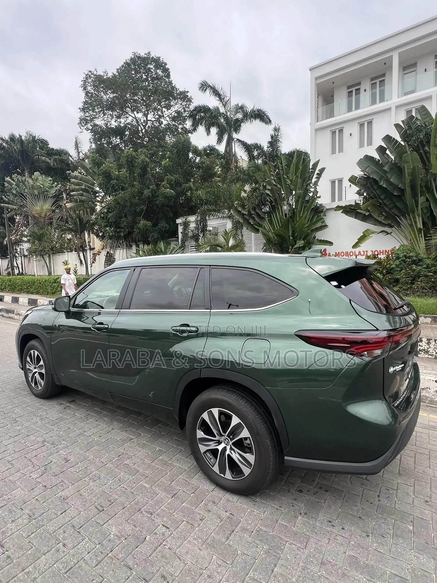 Toyota Highlander XLE AWD 2024 Green