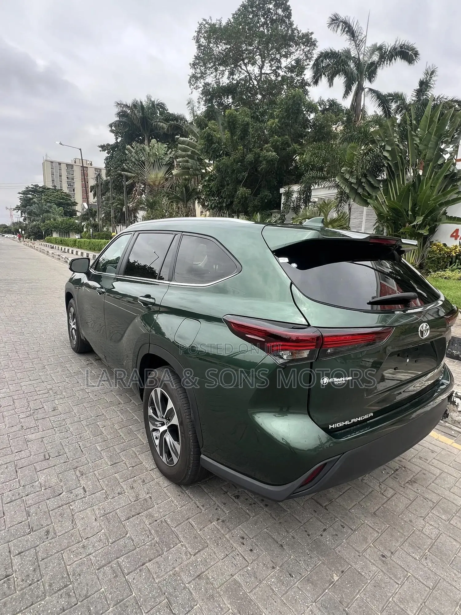 Toyota Highlander XLE AWD 2024 Green