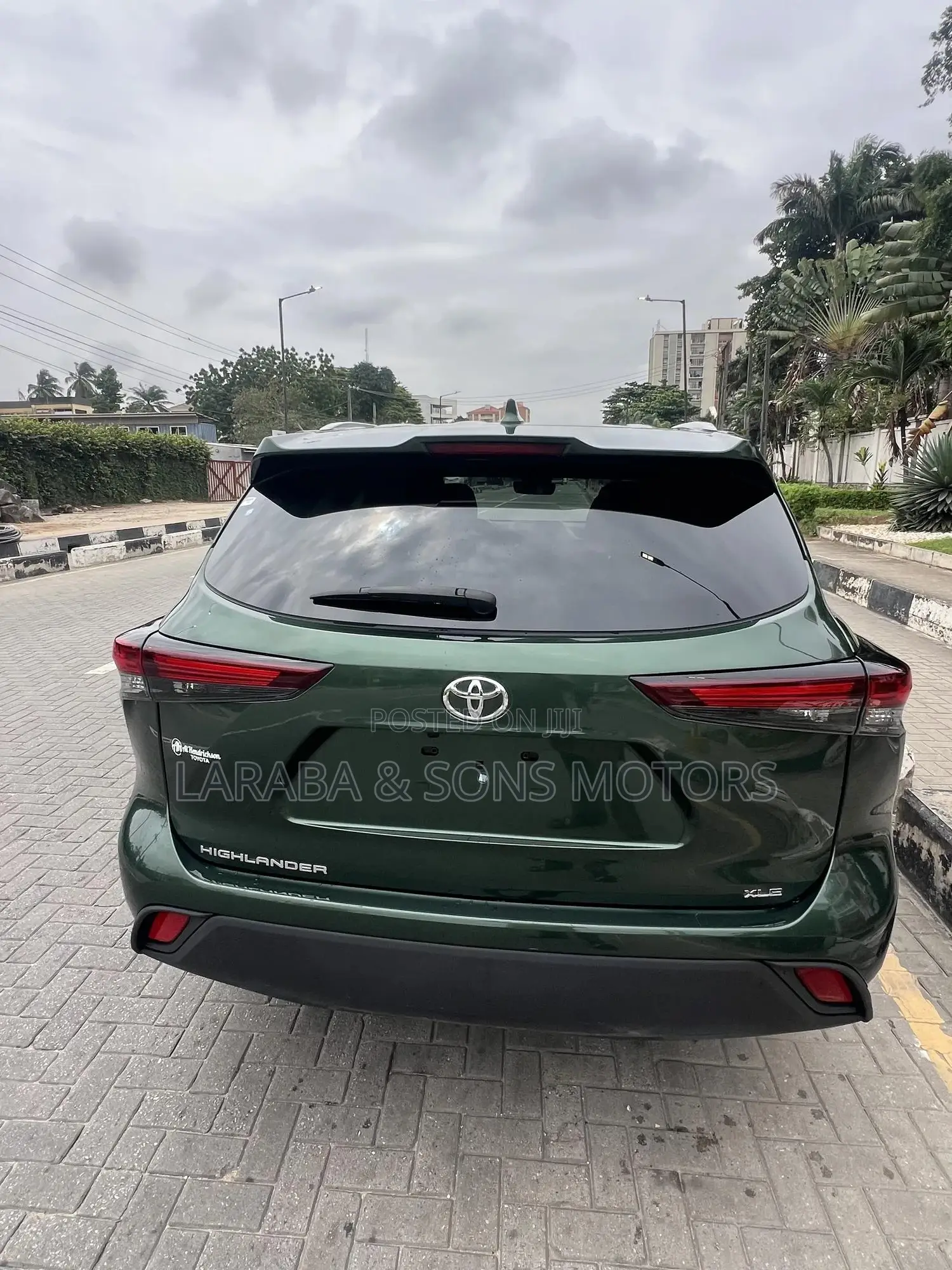 Toyota Highlander XLE AWD 2024 Green