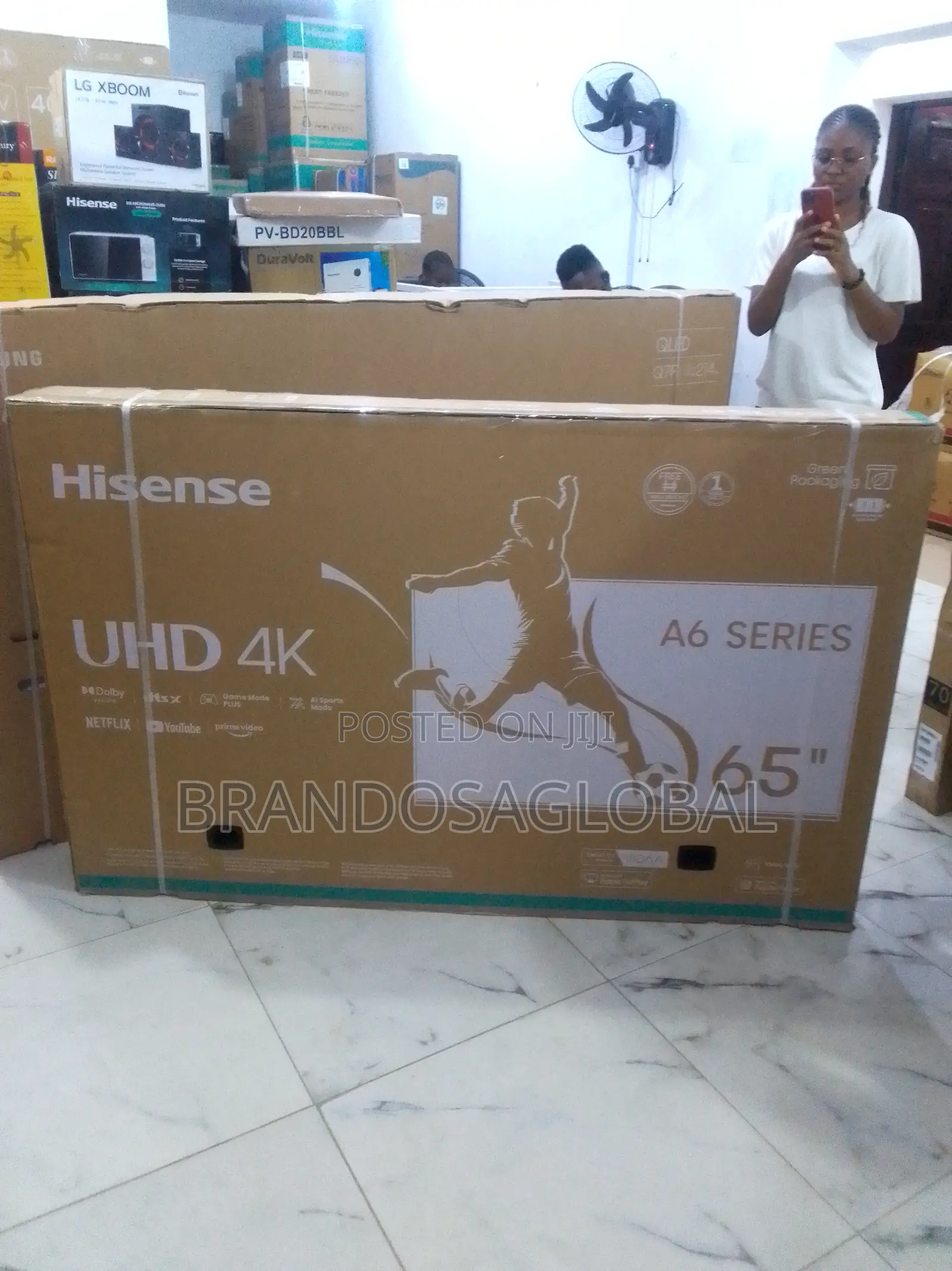 Big Screen Entertainment – Hisense 65" Tv