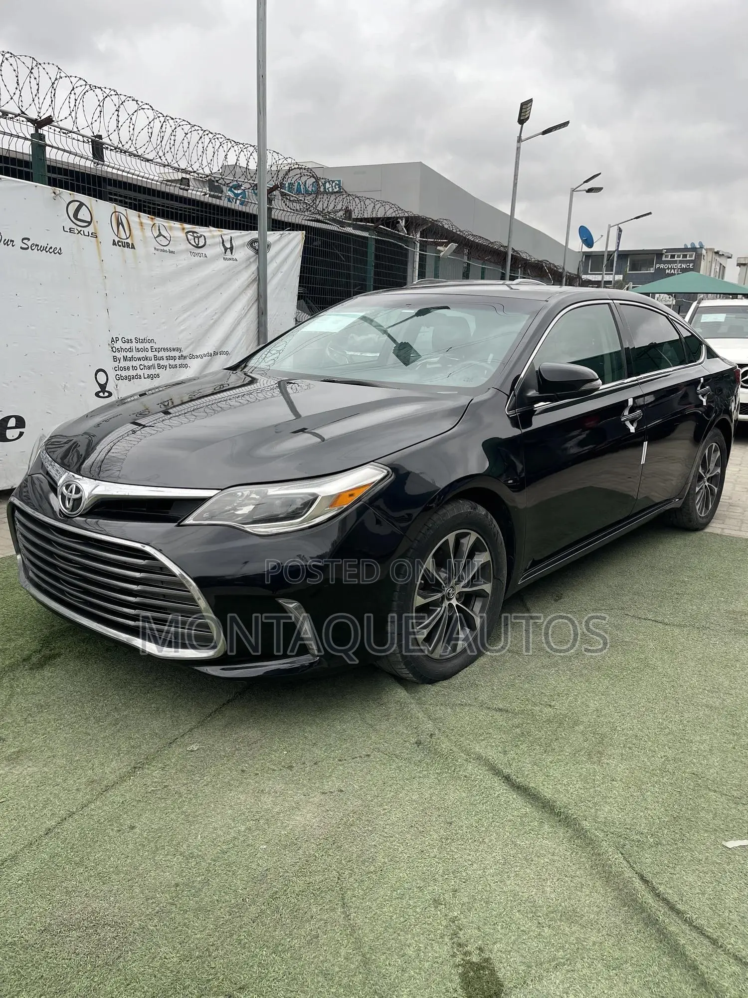Toyota Avalon XLE FWDSedan (3.6L 6cyl 6A) 2016 Black